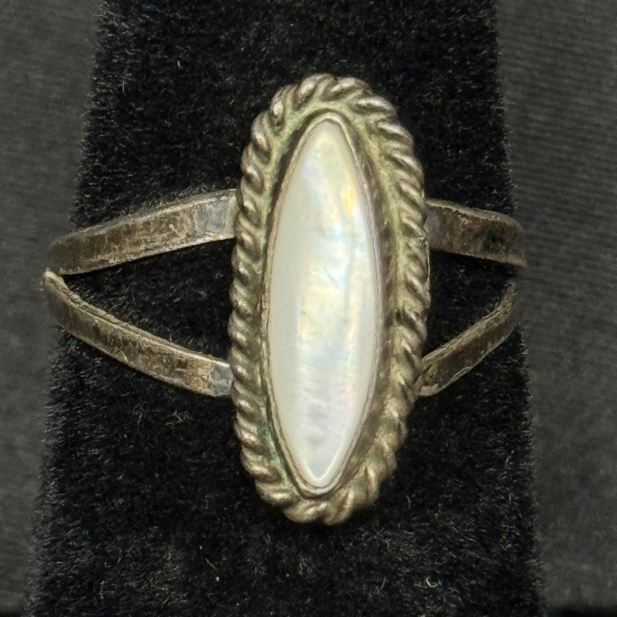 Native American Sterling Silver Ring Mother Of Pearl Signed B Size 4