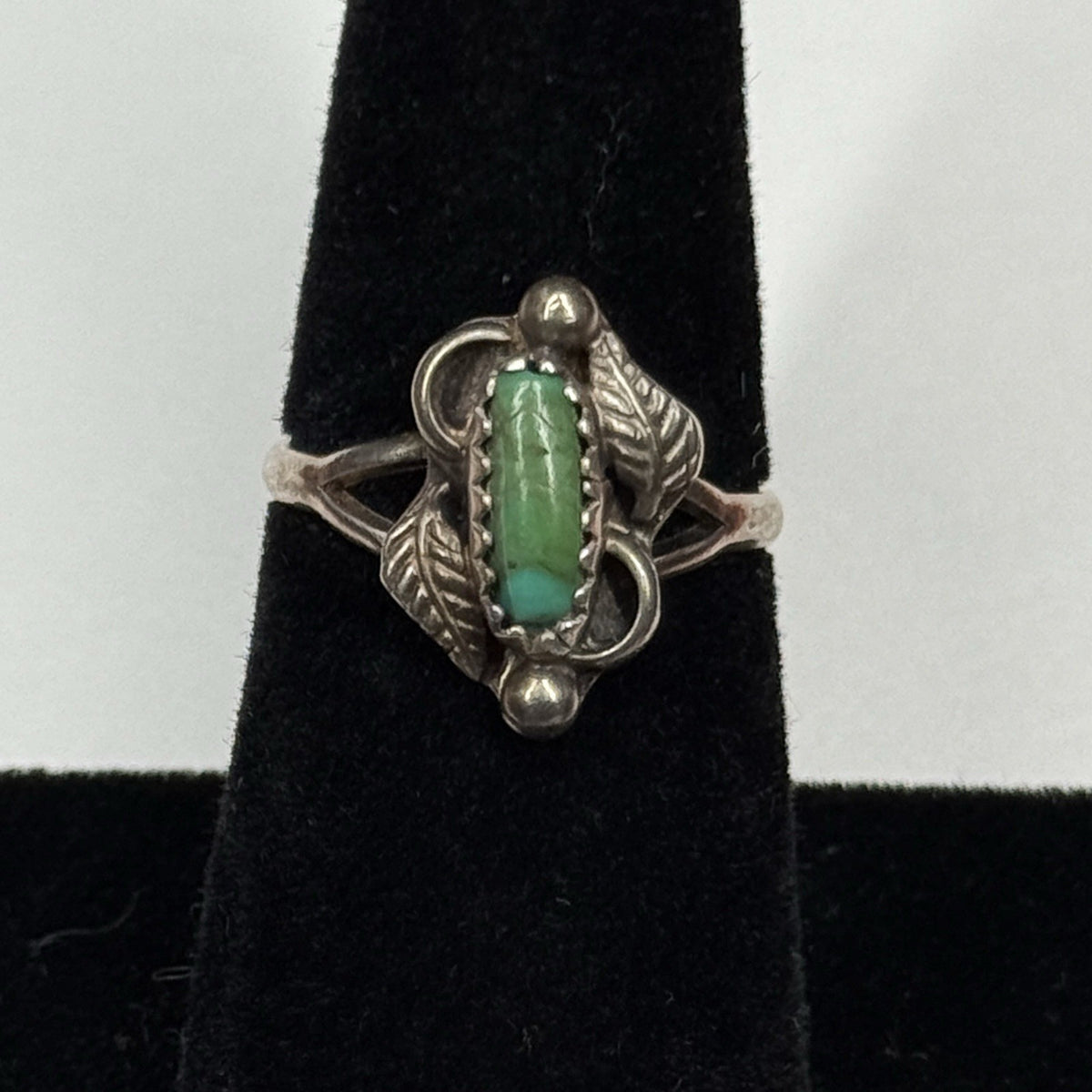 Native American Style Sterling Silver Ring Green Turquoise 925 Size 5.5 Unsigned