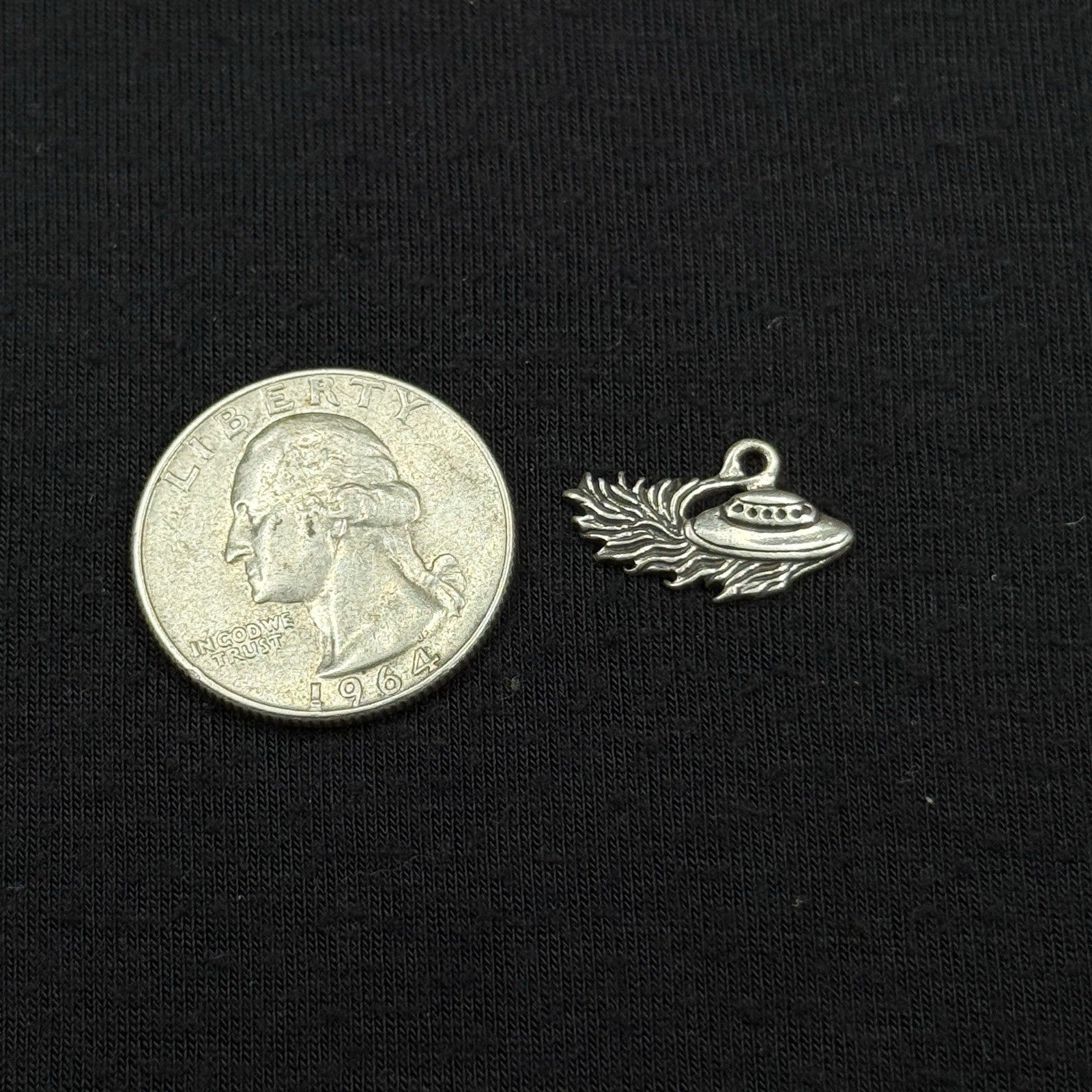 Vintage Sterling Silver Flying Saucer UFO Pendant Charm 925 C$