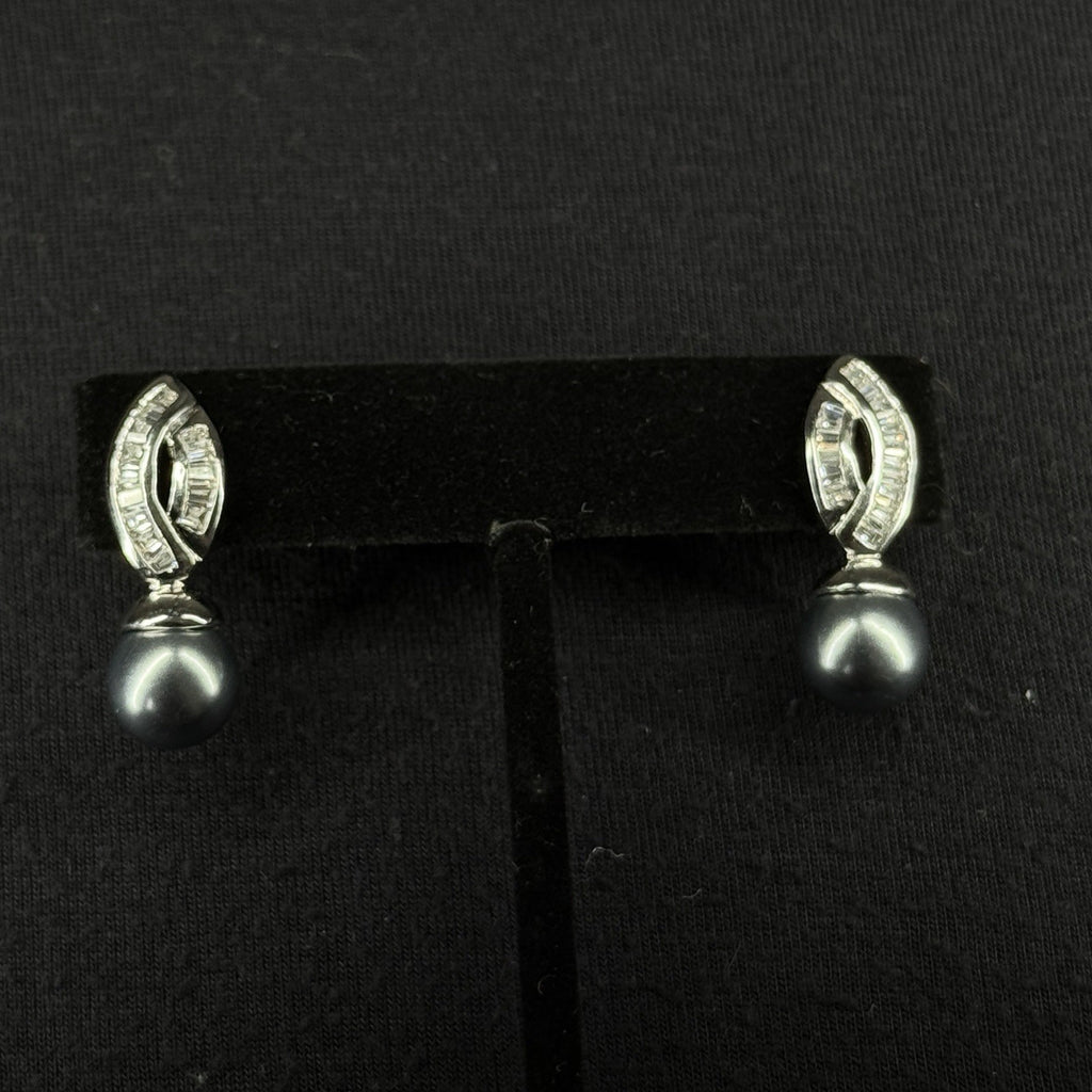 Estate Sterling Silver Earrings Black Pearl CZ Stud 925 LR