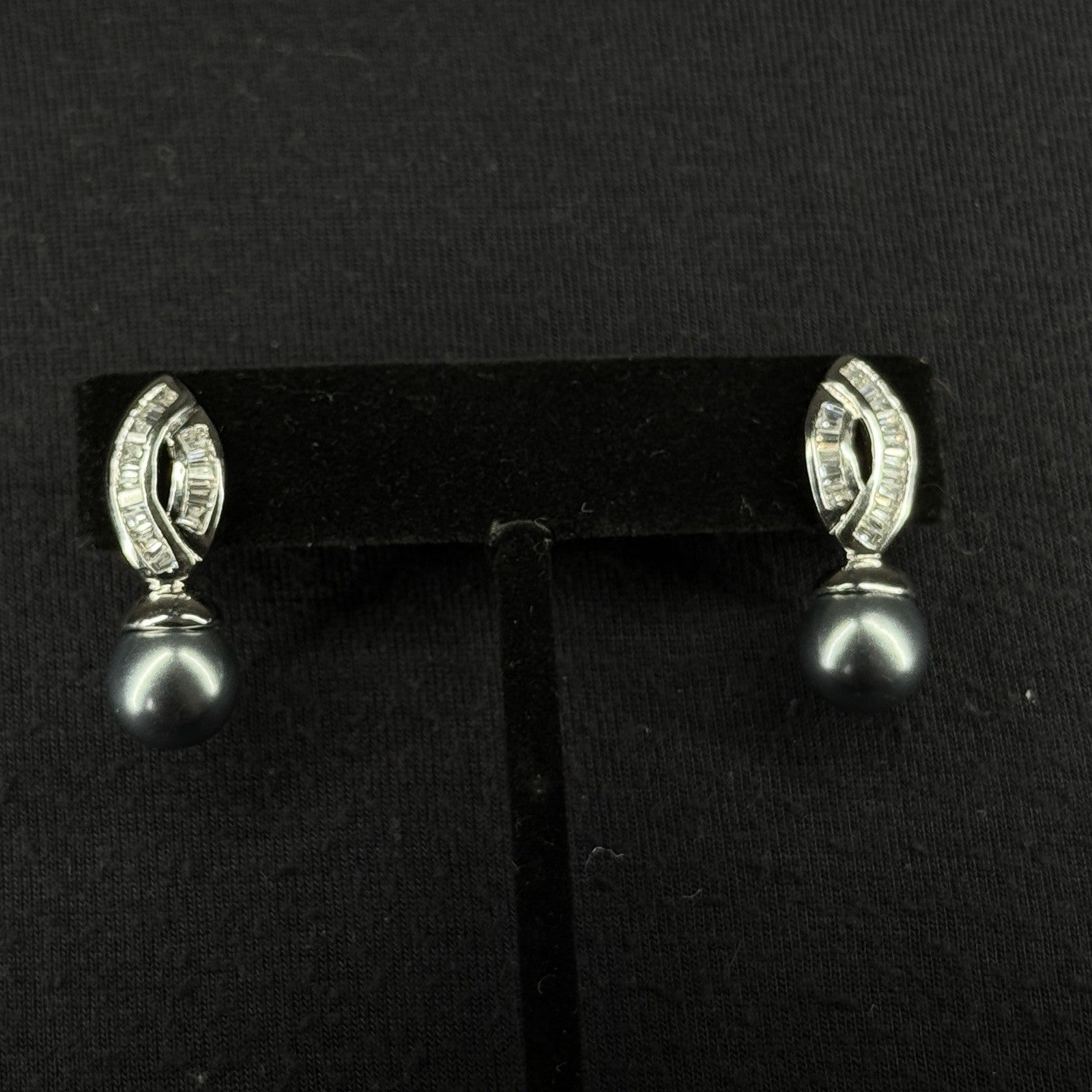 Estate Sterling Silver Earrings Black Pearl CZ Stud 925 LR