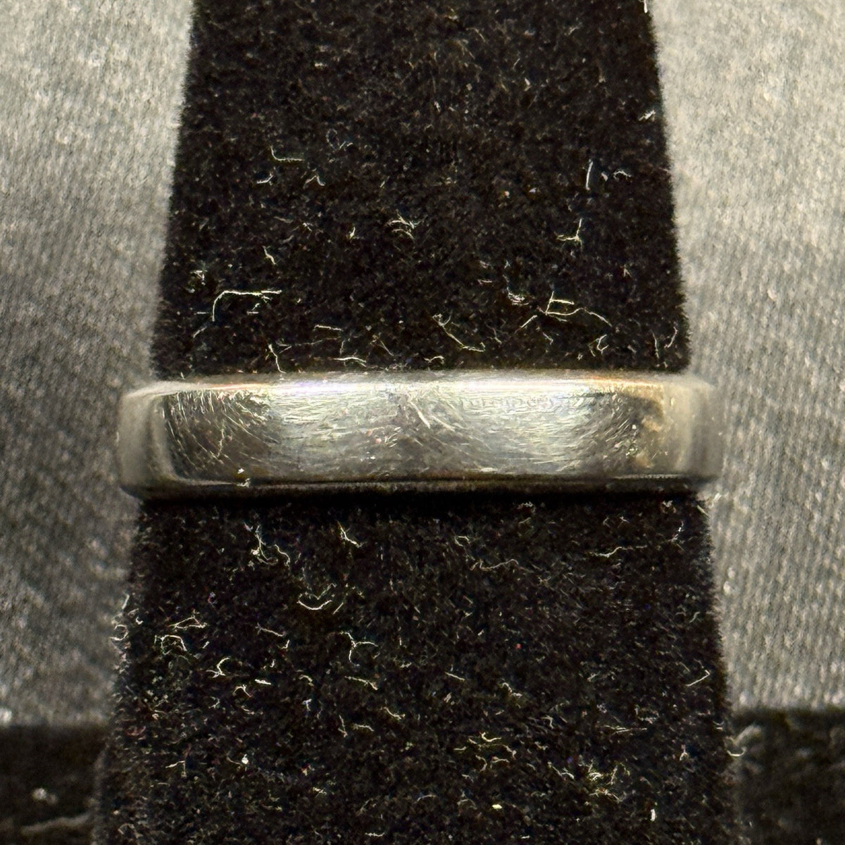 Van Cleef Arpels Band VCA Pt 950 Platinum Ring Size 51 Size 6 Hallmarked