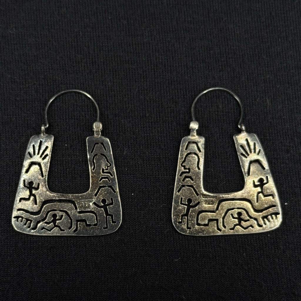 Phyllis Woods Estate Sterling Silver Earrings Storyteller Hoop 925