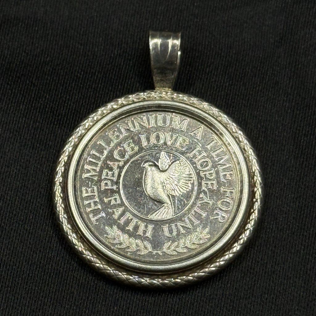 Vintage Sterling Silver 925 Peace Medallion Pendant