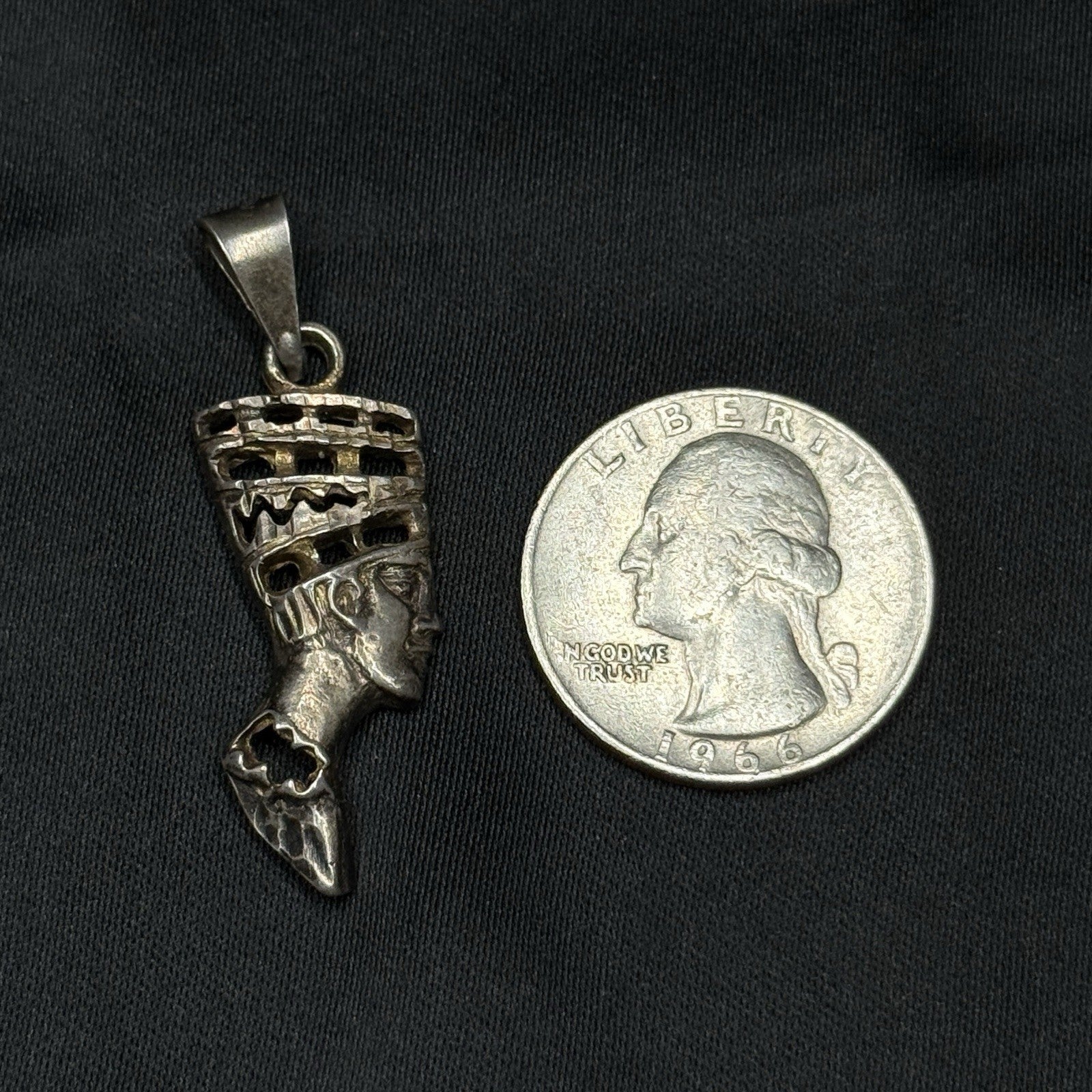 Estate 925 Sterling Silver Nefertiti Egyptian Pendant Mexico