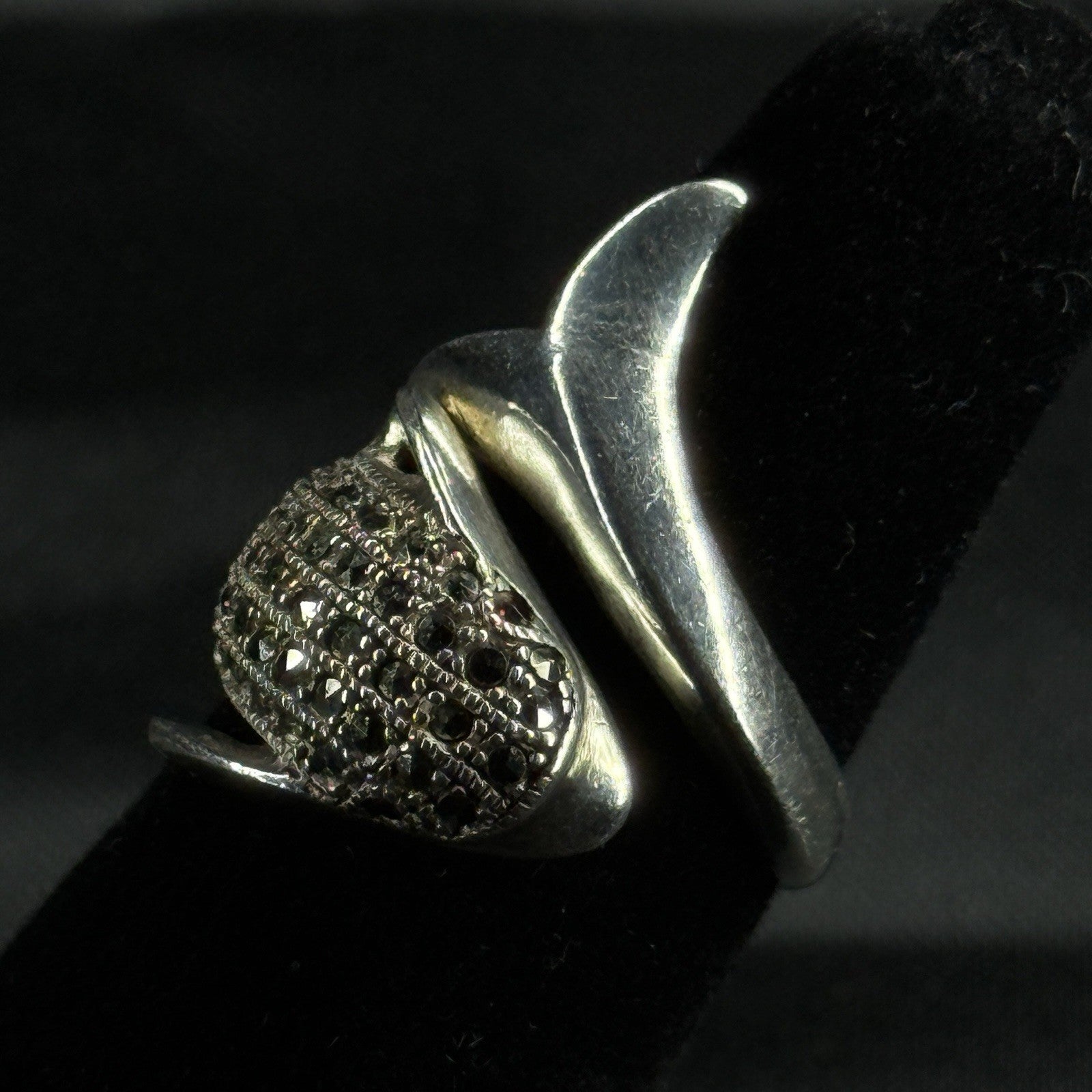 Estate Sterling Silver Ring Dolphin Marcasite Size 4.5 925