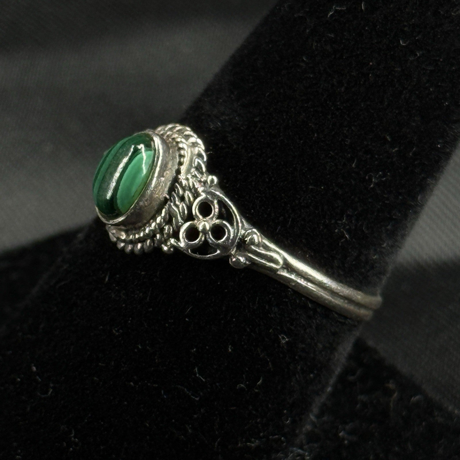 Estate Sterling Silver Ring Green Malachite Size 8 925