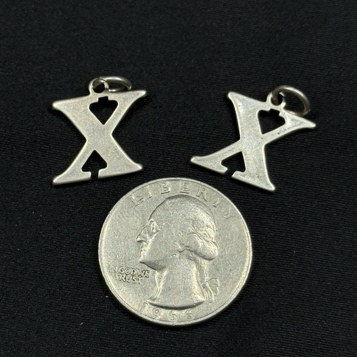 Estate Sterling Silver Sundancer Jewelry Co Letter X 925 Charm Pendant (1)