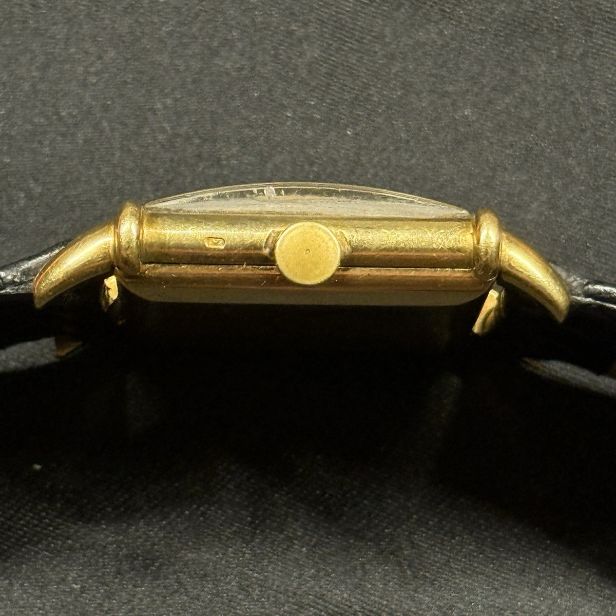 1950's Vacheron Constantin Tank 18K Gold cal. 458 Original Dial Hallmarked Case