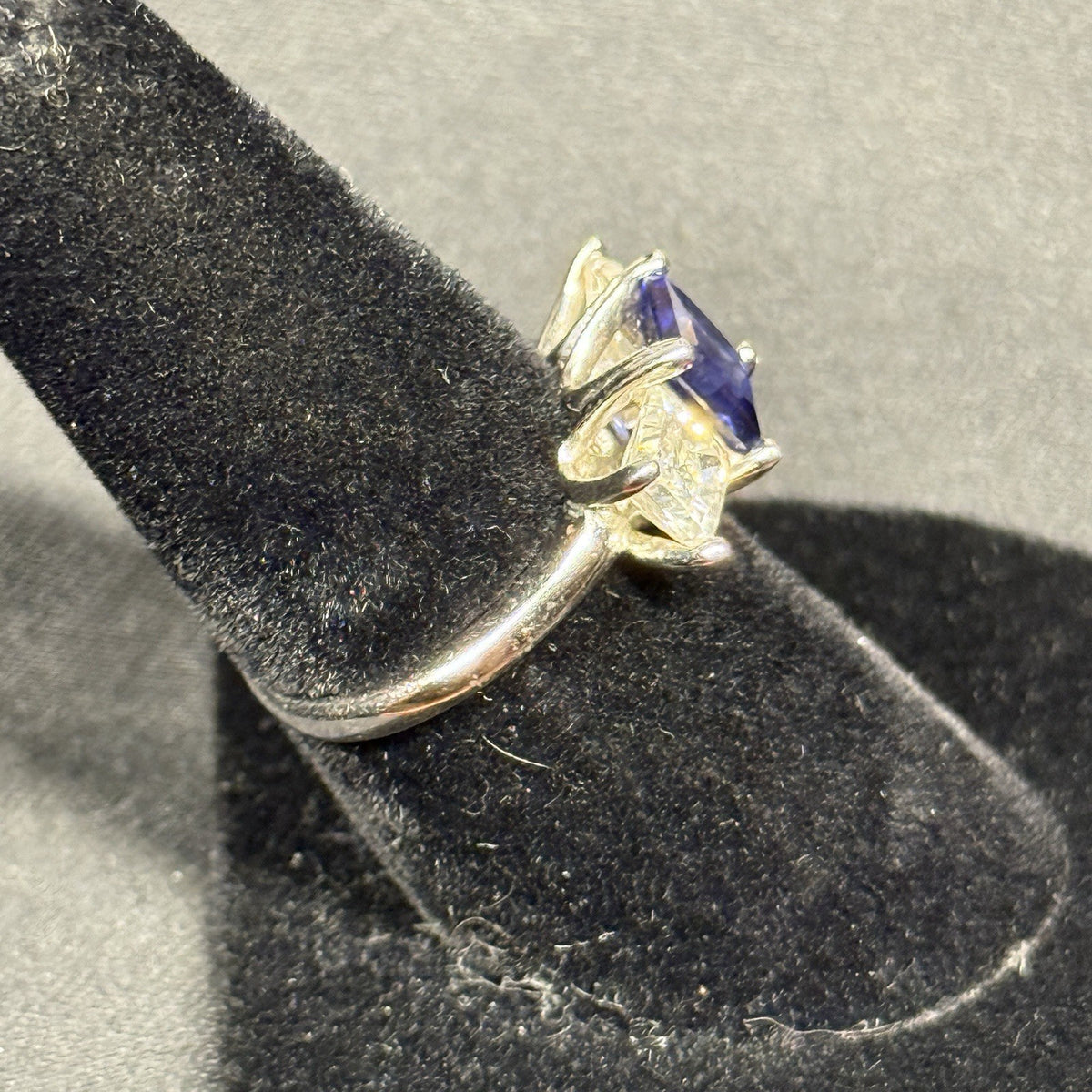Estate Sterling Silver Ring Stone Blue Sapphire CZ SZ 6 925