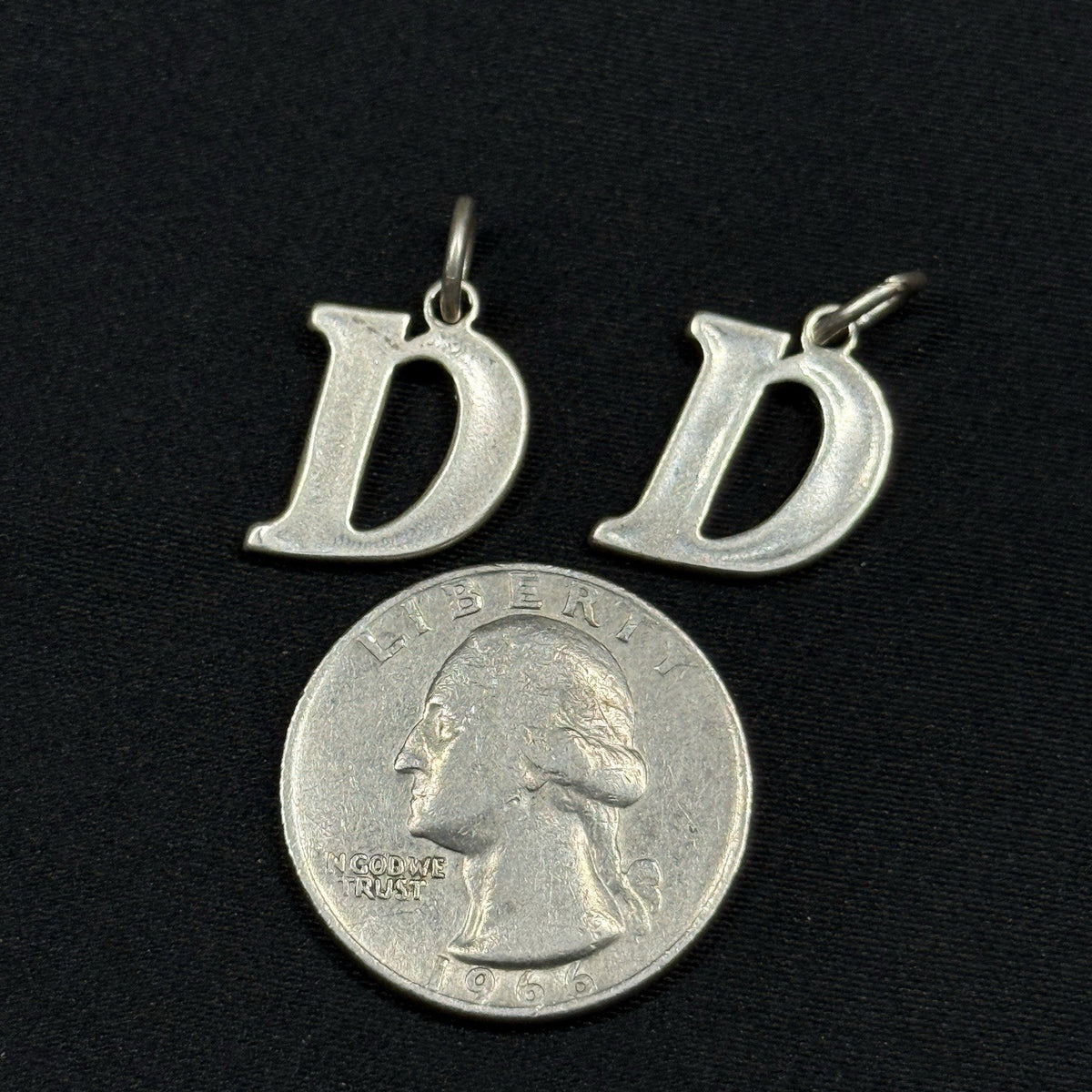 Estate Sterling Silver Sundancer Jewelry Co Letter D 925 Charm Pendant (1)