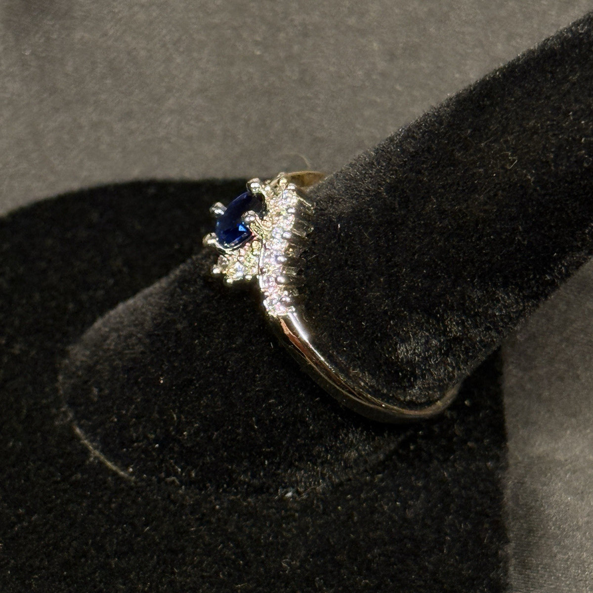 Estate Sterling Silver Ring Stone Blue Sapphire Halo CZ SZ 8.25 925