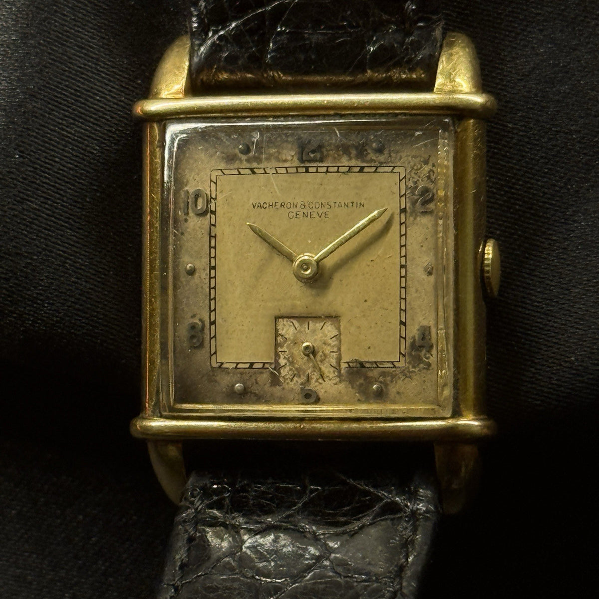 1950's Vacheron Constantin Tank 18K Gold cal. 458 Original Dial Hallmarked Case