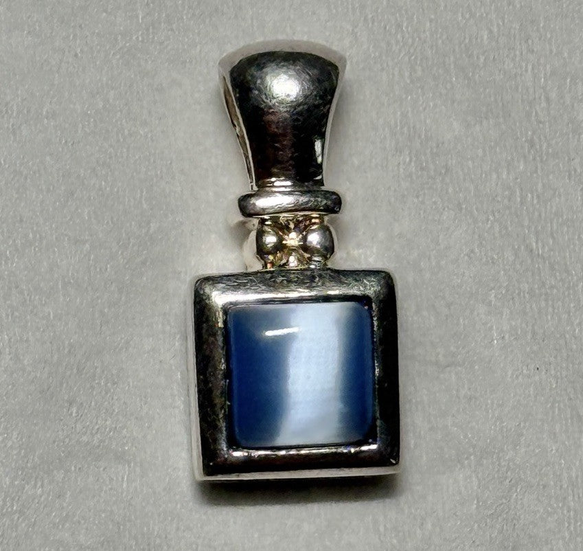 Sterling Silver Blue Faux Cat's Eye Pendant Stamped 925