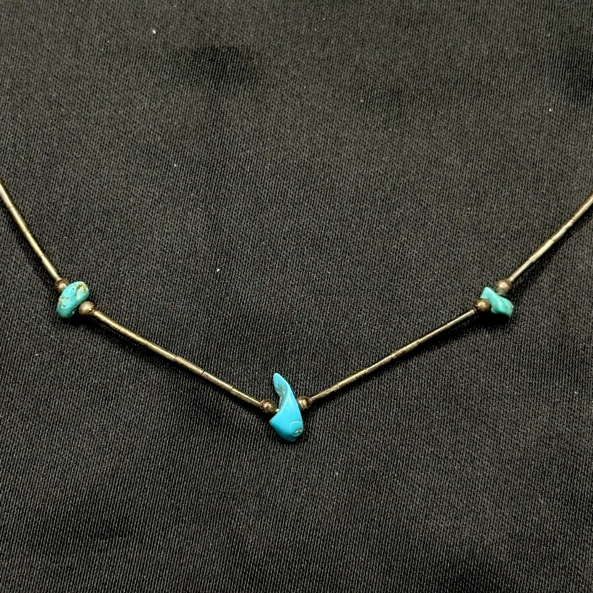 Native American Sterling Liquid Silver Turquoise Nugget Bead Necklace 14 Inch