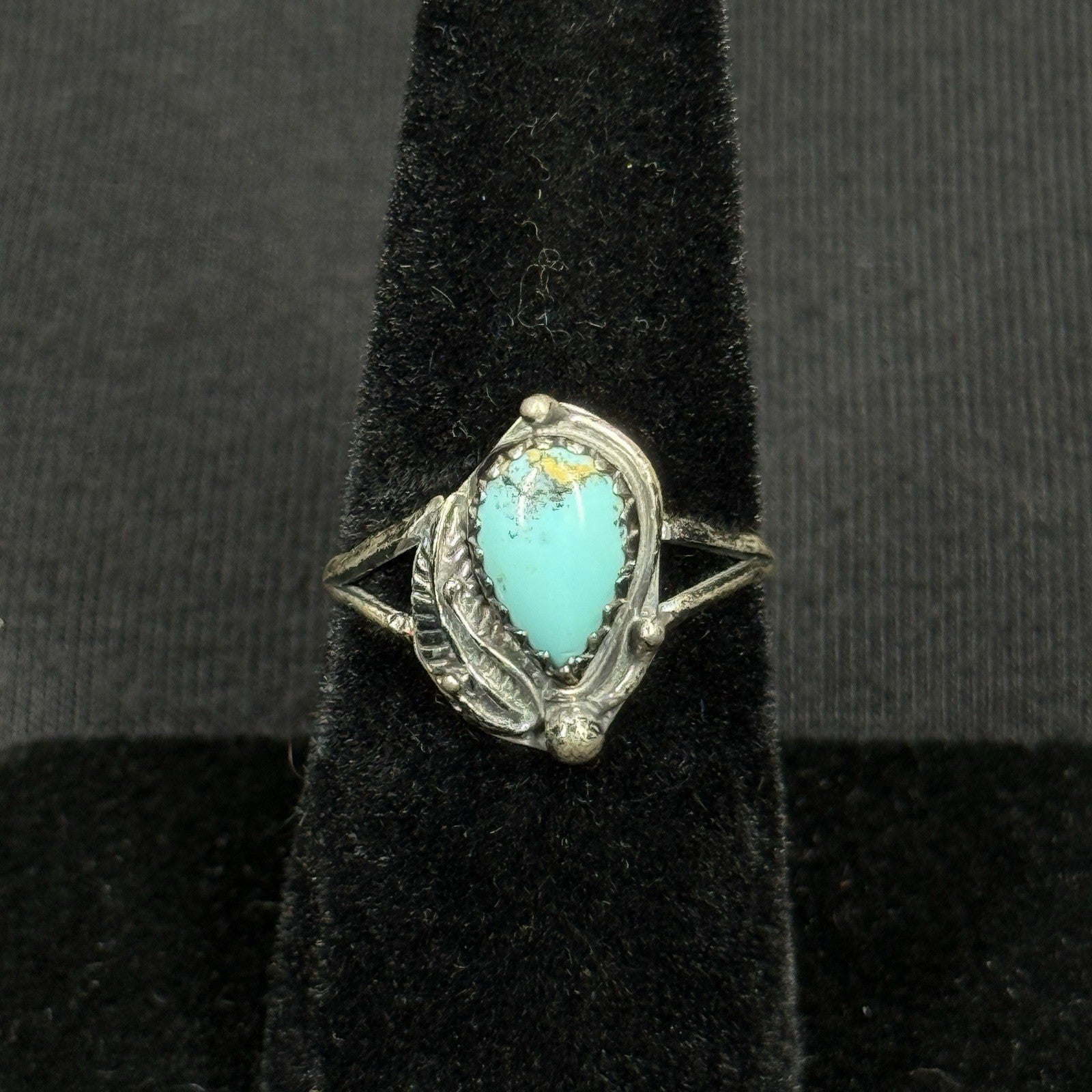 Native Turquoise Sterling Silver Ring Size 6 925