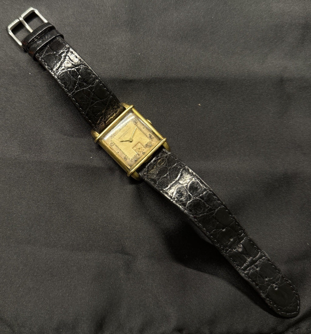 1950's Vacheron Constantin Tank 18K Gold cal. 458 Original Dial Hallmarked Case