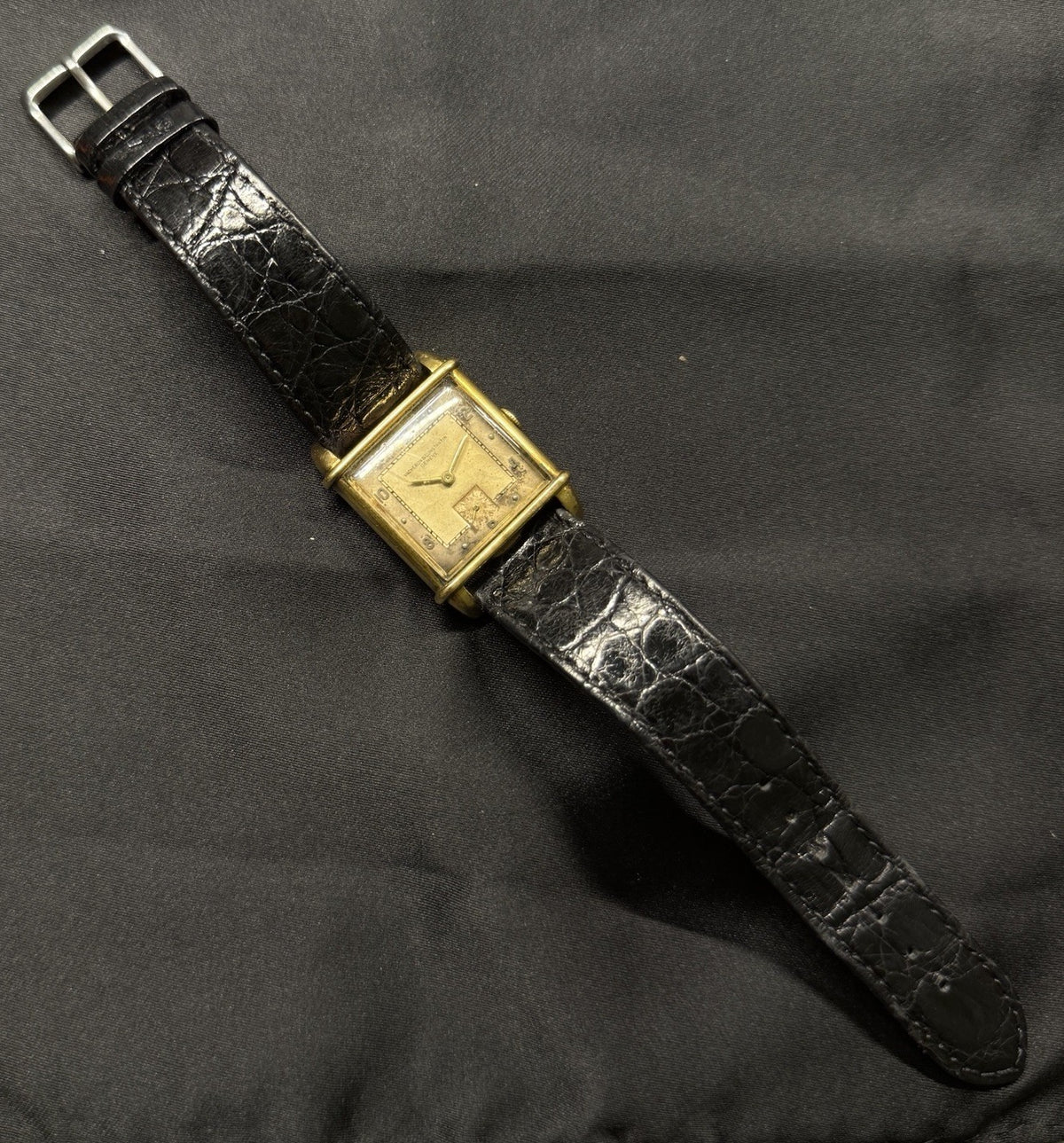 1950's Vacheron Constantin Tank 18K Gold cal. 458 Original Dial Hallmarked Case