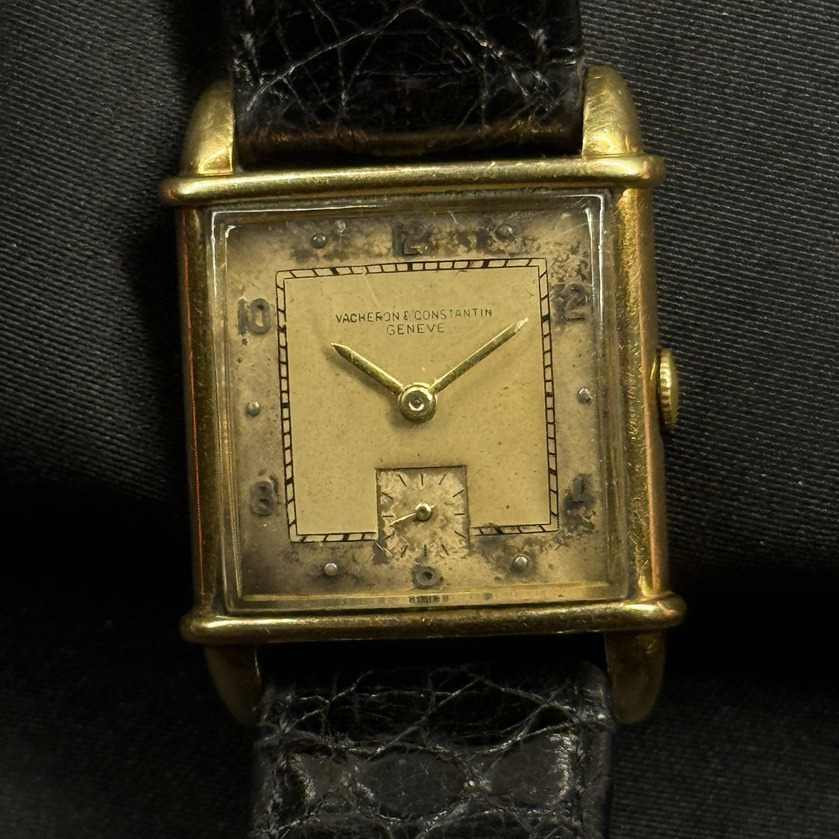 1950's Vacheron Constantin Tank 18K Gold cal. 458 Original Dial Hallmarked Case