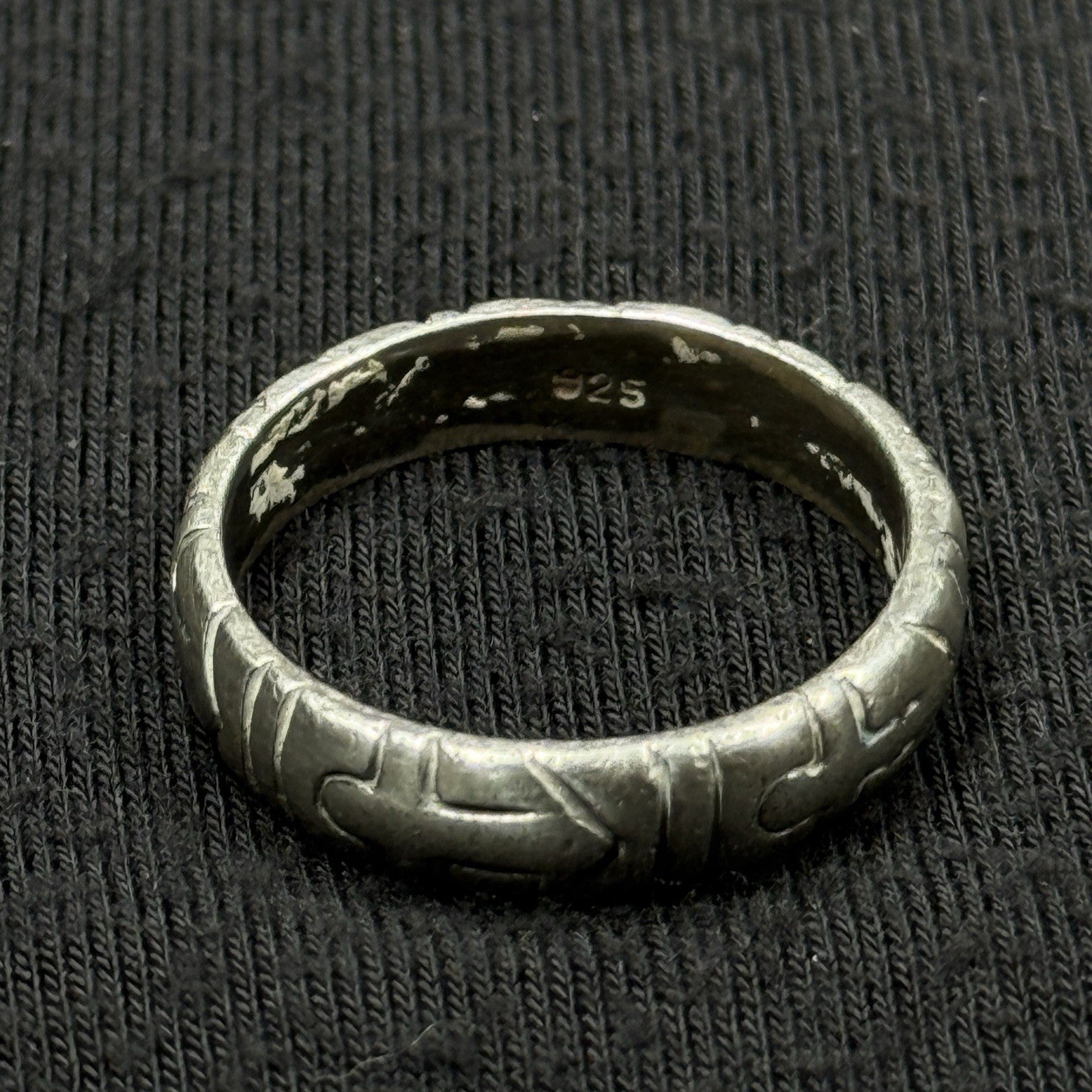 Estate Sterling Silver Cross Engraved Band Size 7 925