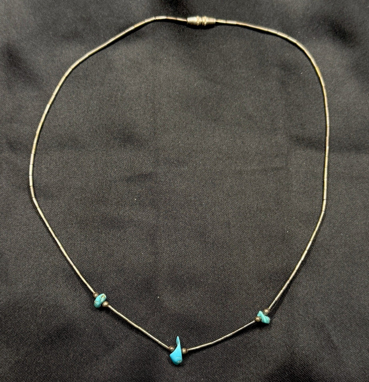 Native American Sterling Liquid Silver Turquoise Nugget Bead Necklace 14 Inch