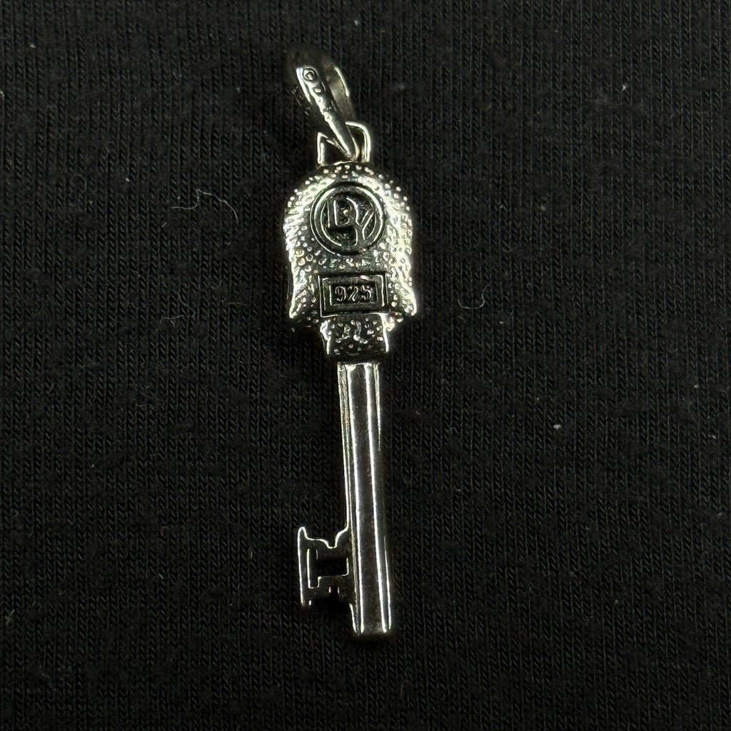 David Yurman Sterling Silver Skull Key Pendant .925 Black Diamonds
