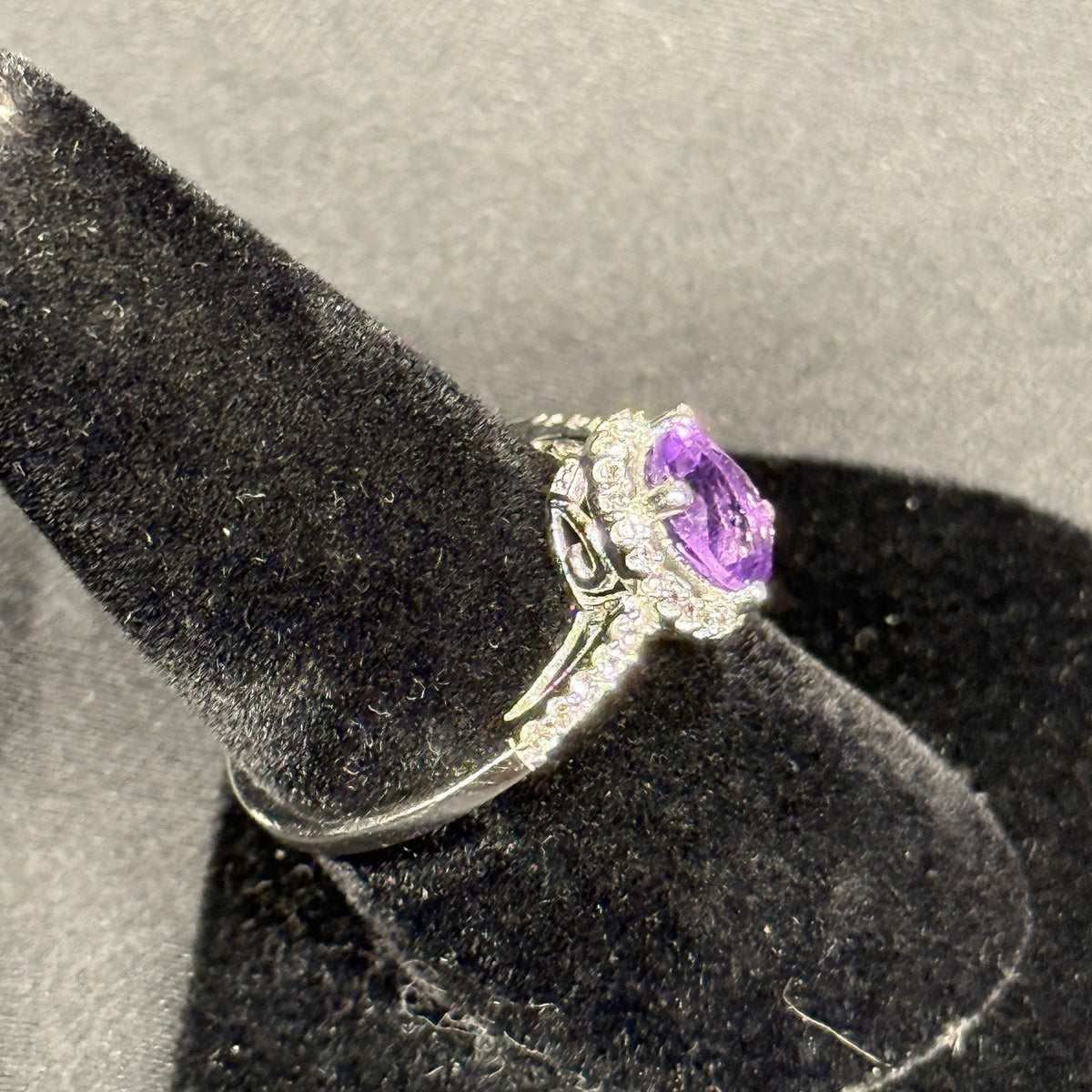 Estate Sterling Silver Ring Stone Purple Amethyst CZ Halo SZ 7 925