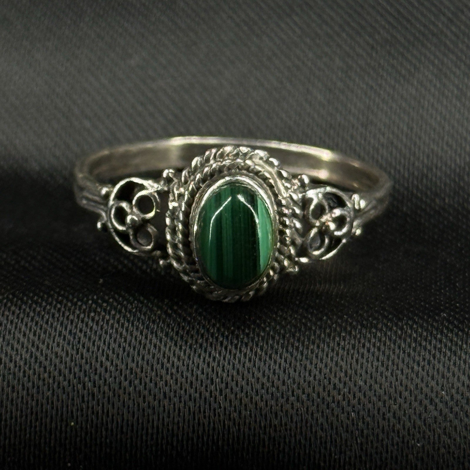 Estate Sterling Silver Ring Green Malachite Size 8 925