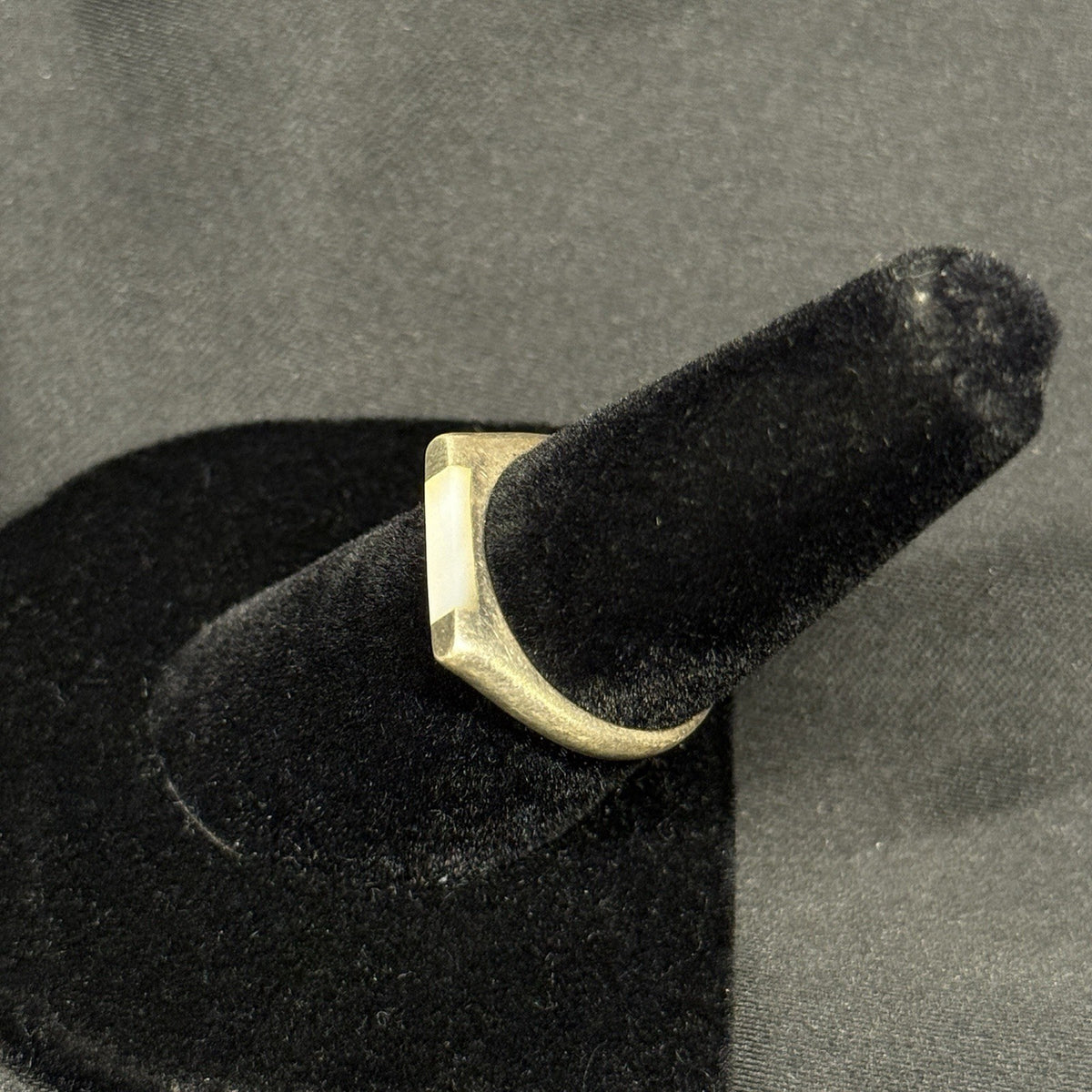 Estate Sterling Silver Mother Of Pearl Inlay Ring Band Size 6.75 925