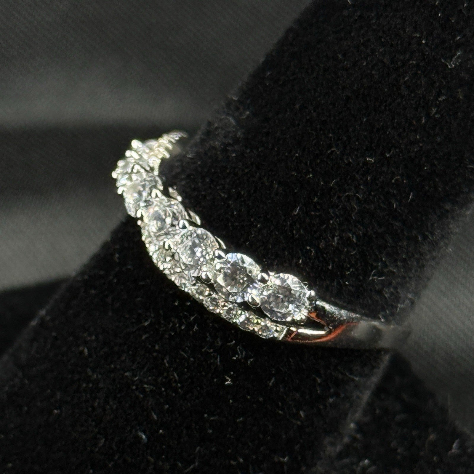Estate Sterling Silver Ring 925 Size 7.75 CZ Infinity Weave YGI