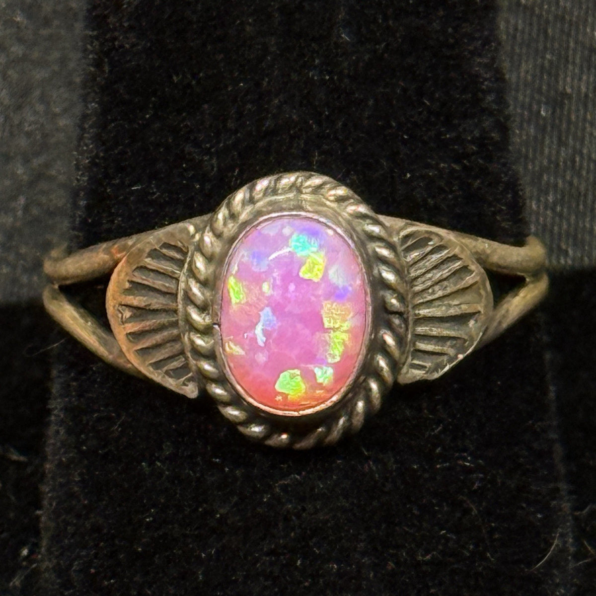Native American Sterling Silver Ring Pink Fire Opal Unsigned Size 9
