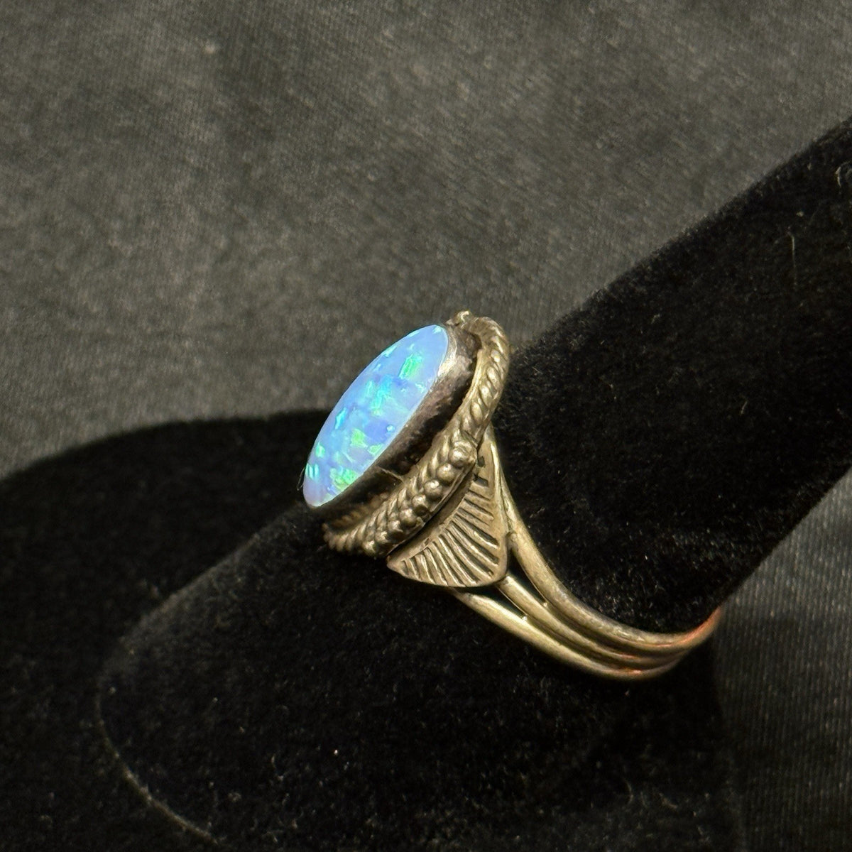 Native American Sterling Silver Ring Blue Fire Opal Signed J.Mariano Sz 7 Navajo