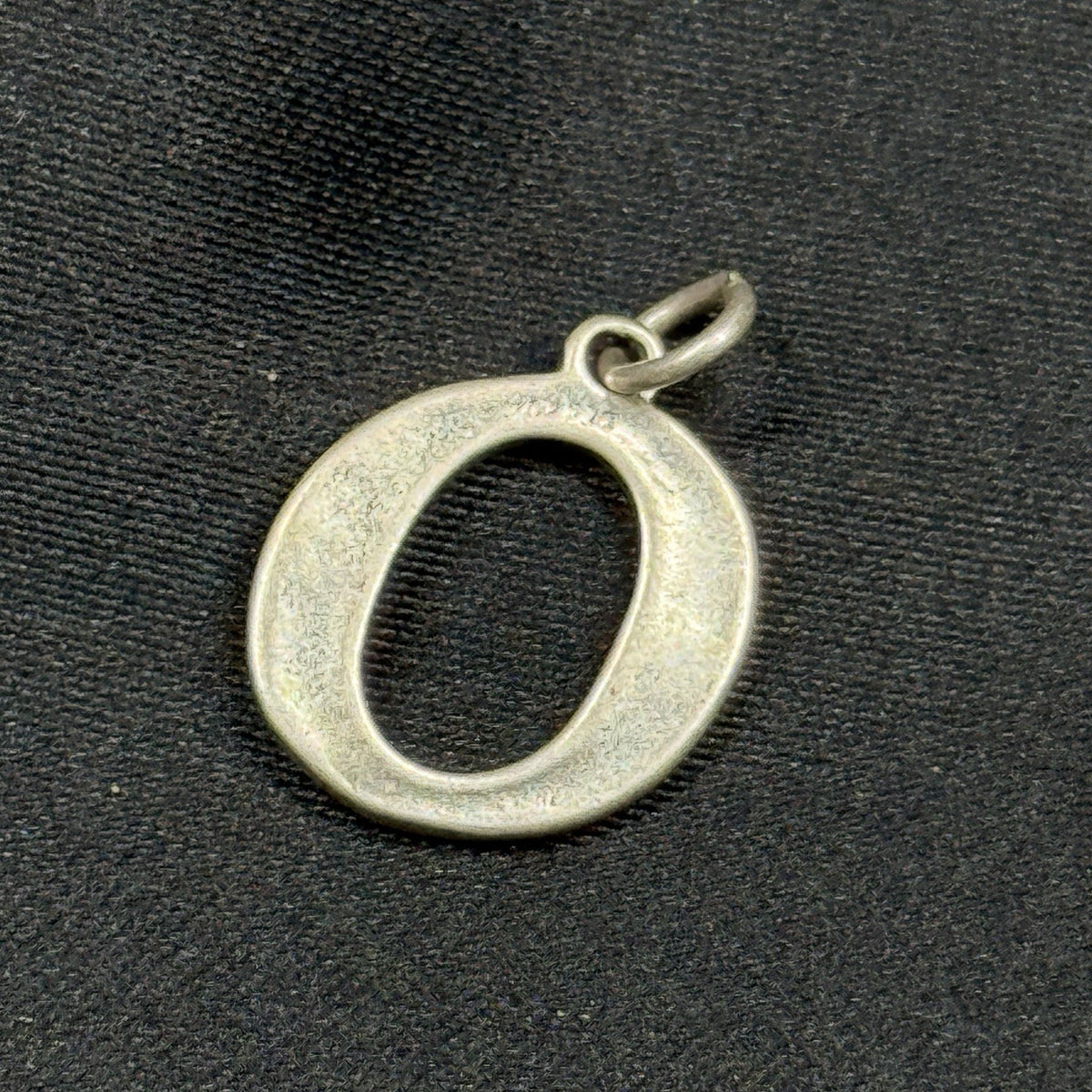 Estate Sterling Silver Sundancer Jewelry Co Letter O 925 Charm Pendant