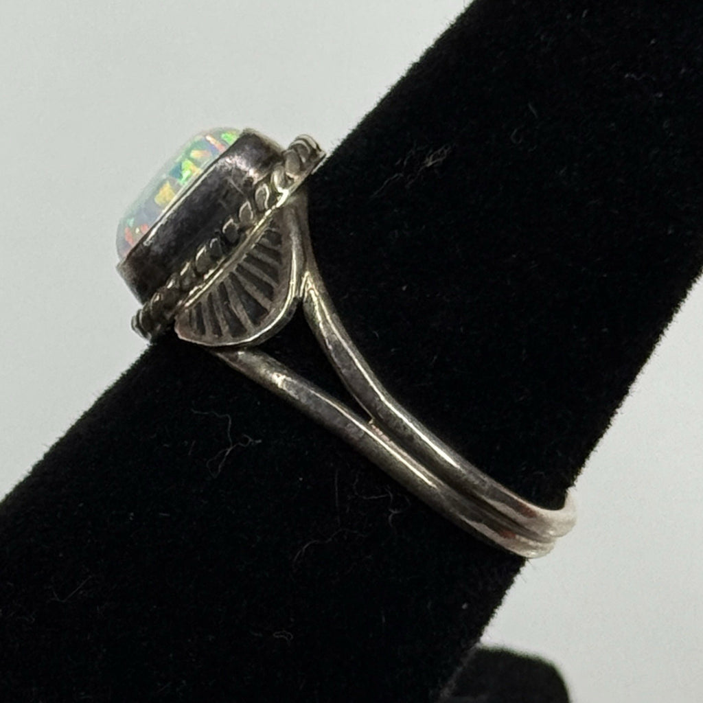Native American Style Sterling Silver Ring Opal 925 Size 6 Unsigned