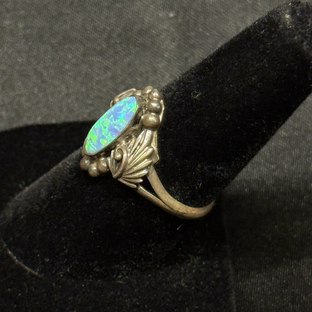 Native Running Bear Sterling Silver Ring Blue Fire Opal Signed RB Size 7