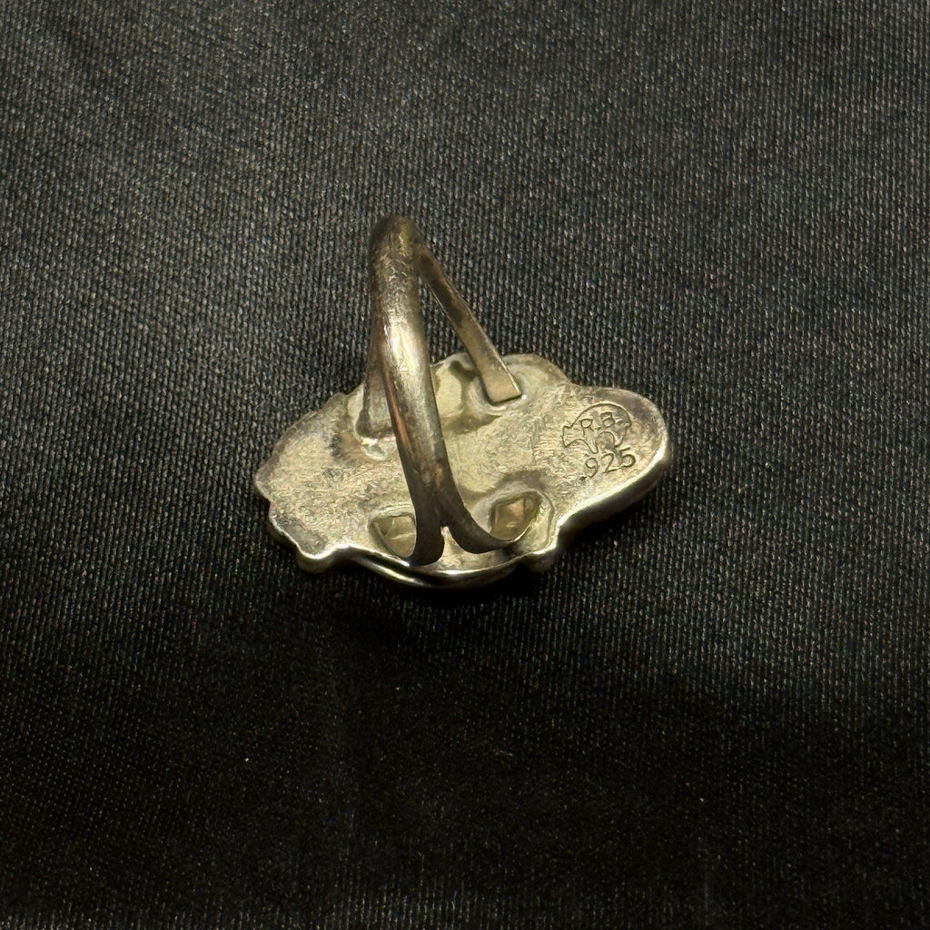 Native Running Bear Sterling Silver Signed RB Spiny Oyster Shell Ring SZ6.75 925