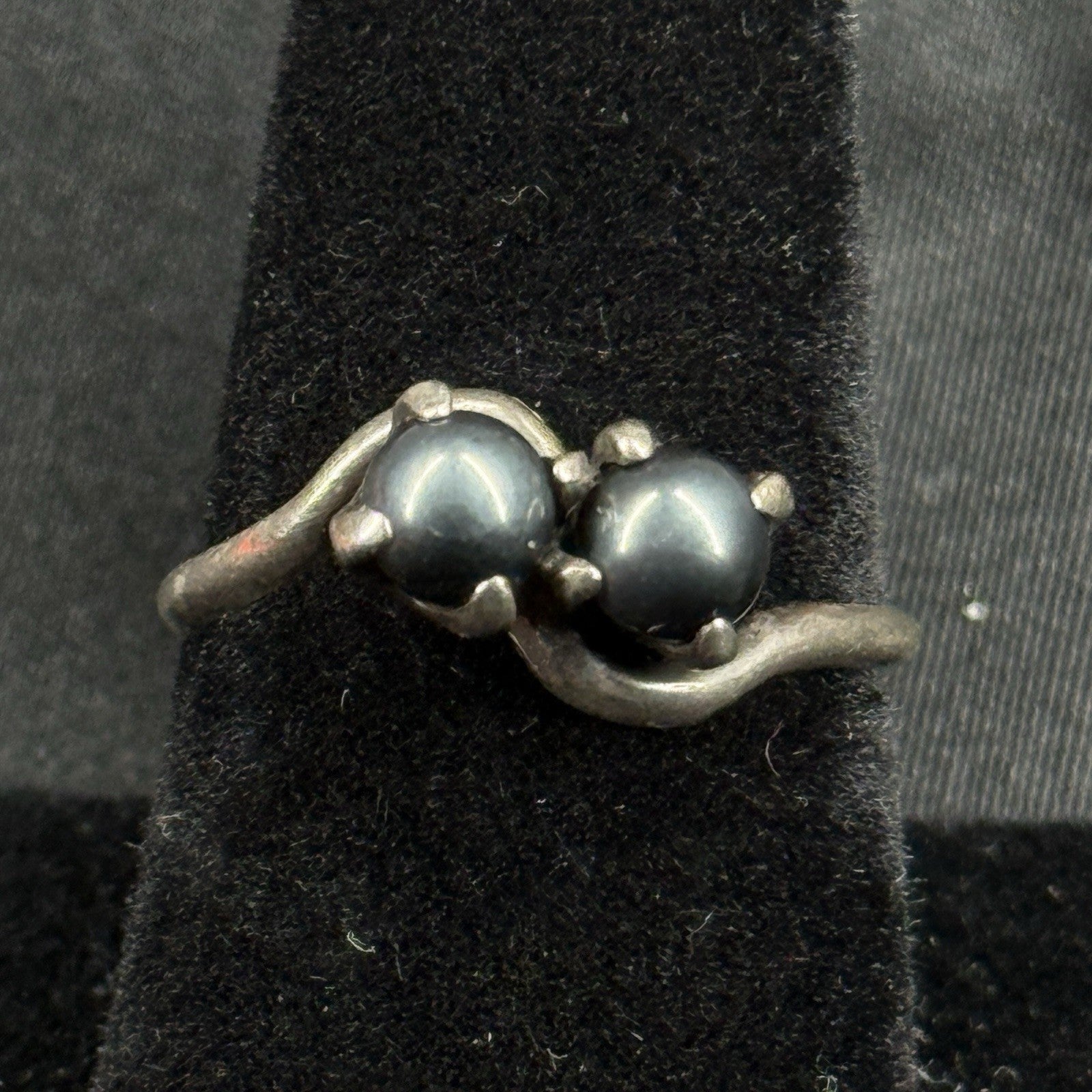 Estate Sterling Silver Ring Two Black Pearl Band Size 7.5 925