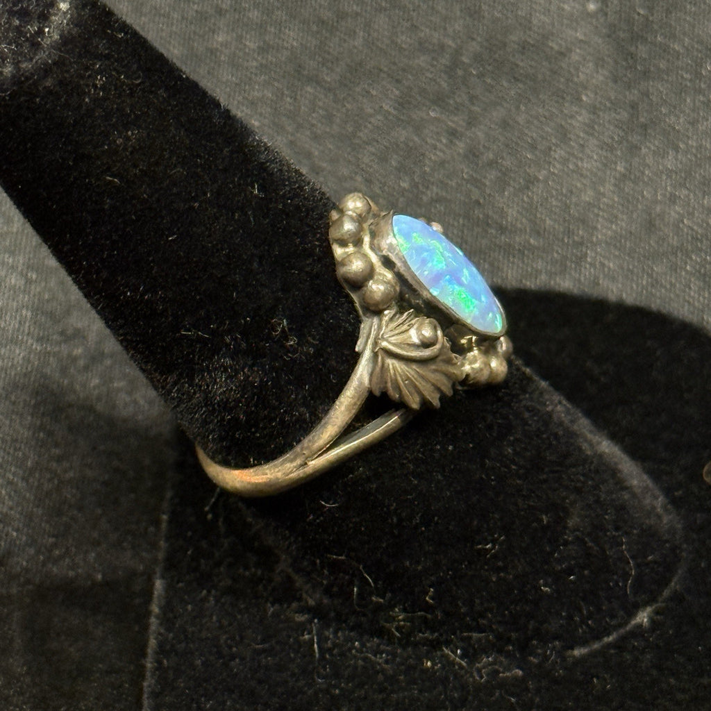 Native Running Bear Sterling Silver Ring Blue Fire Opal Signed RB Size 7
