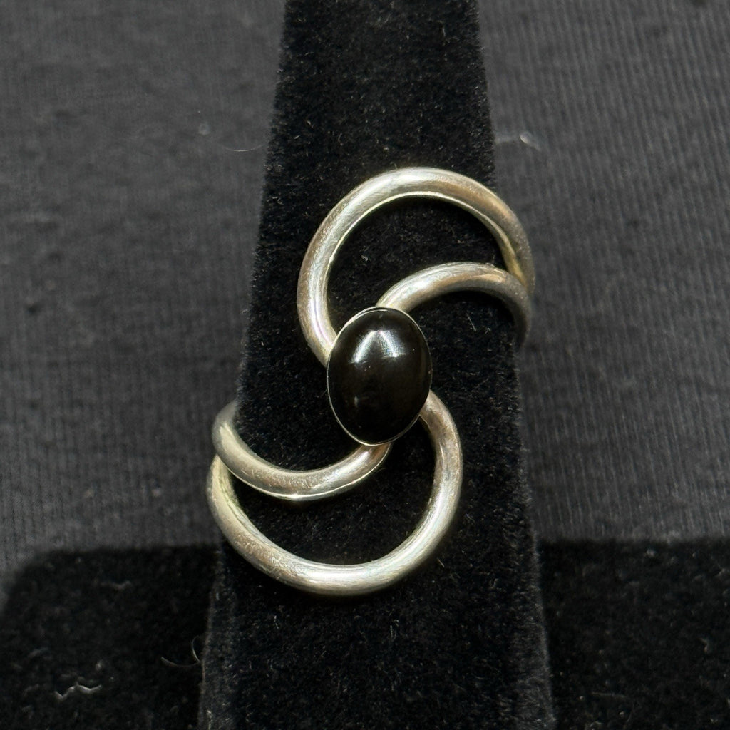 Estate Sterling Silver Ring Black Oynx Oval Split-Wave Band Size 5.5 925