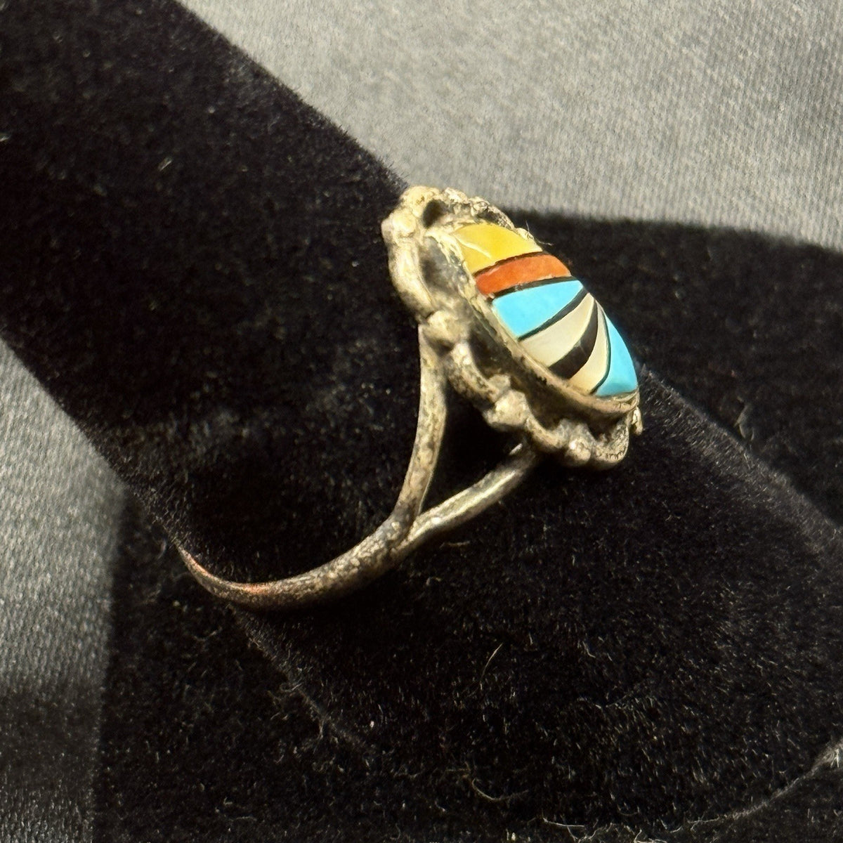 Native American Sterling Silver Ring Navajo Inlay Signed Sadie Calvin Size 7.5