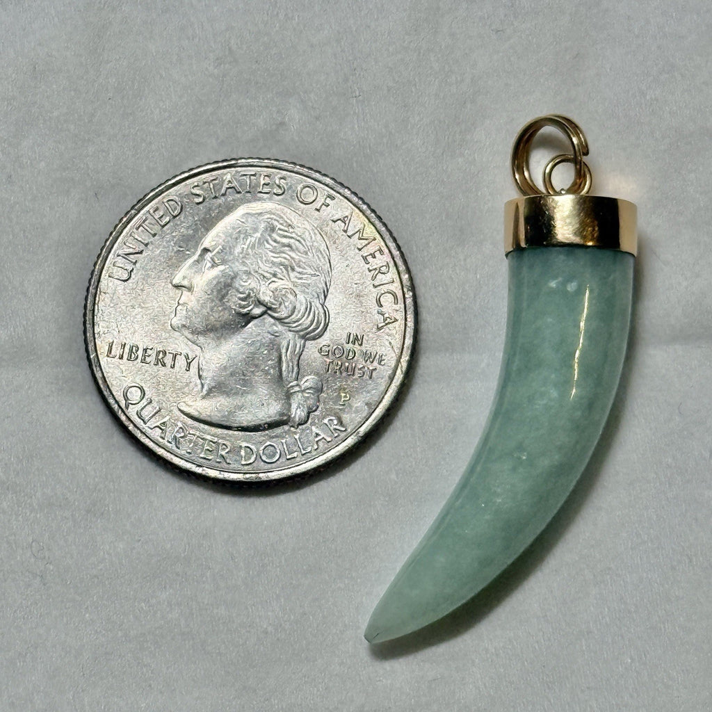 14k Gold Vintage Green Jade Horn Pendant Signed 14KP