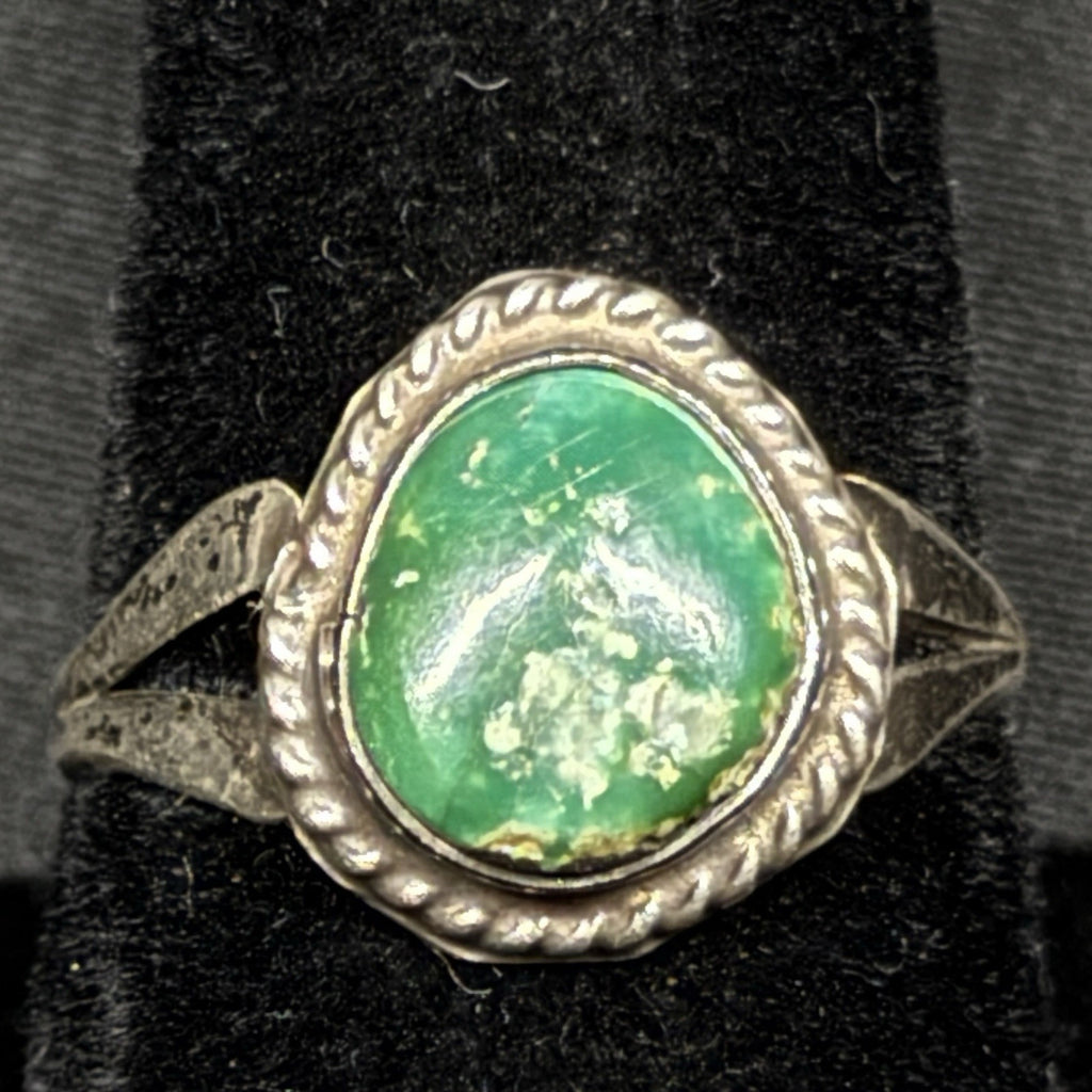 Native American Sterling Silver Ring Green Turquoise Size 7.75 Signed G