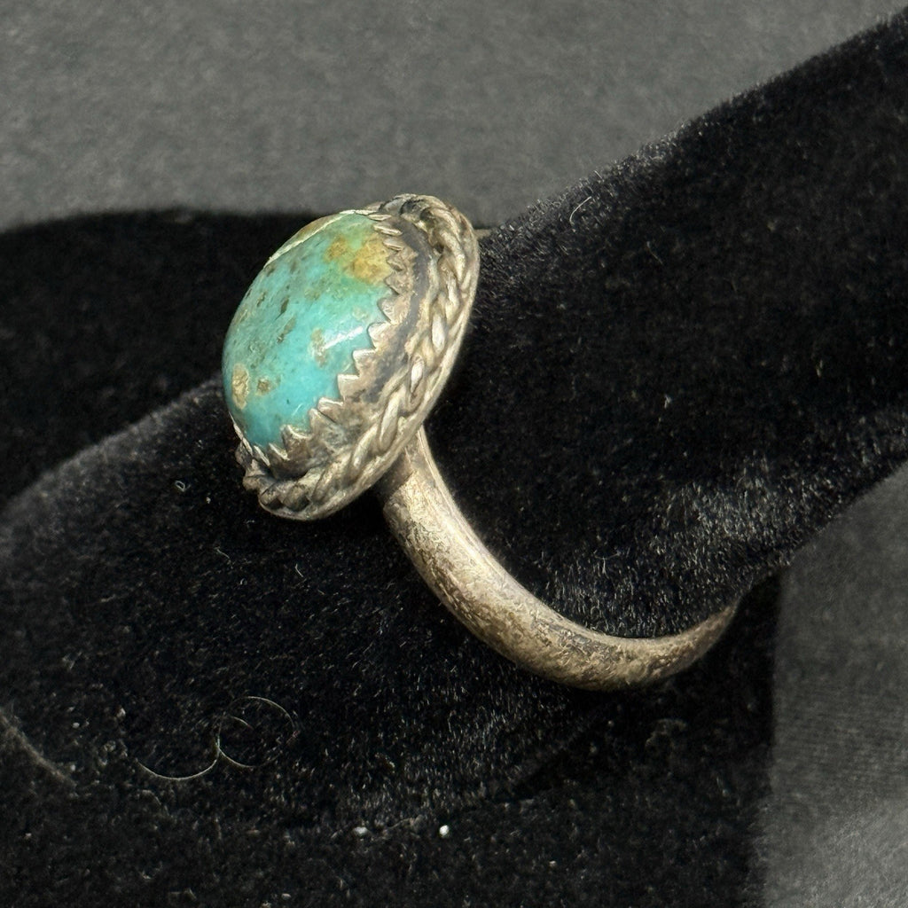 Native American Style Sterling Silver Ring Turquoise Size 7.25 Unsigned