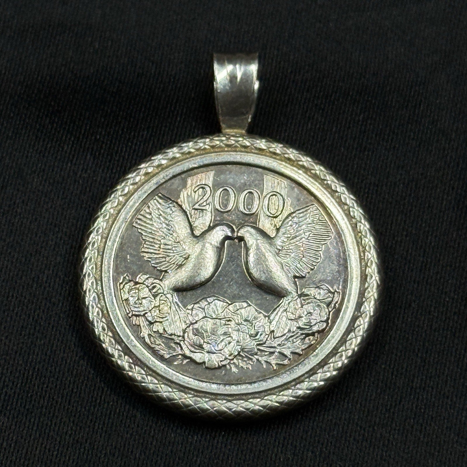 Vintage Sterling Silver 925 Peace Medallion Pendant