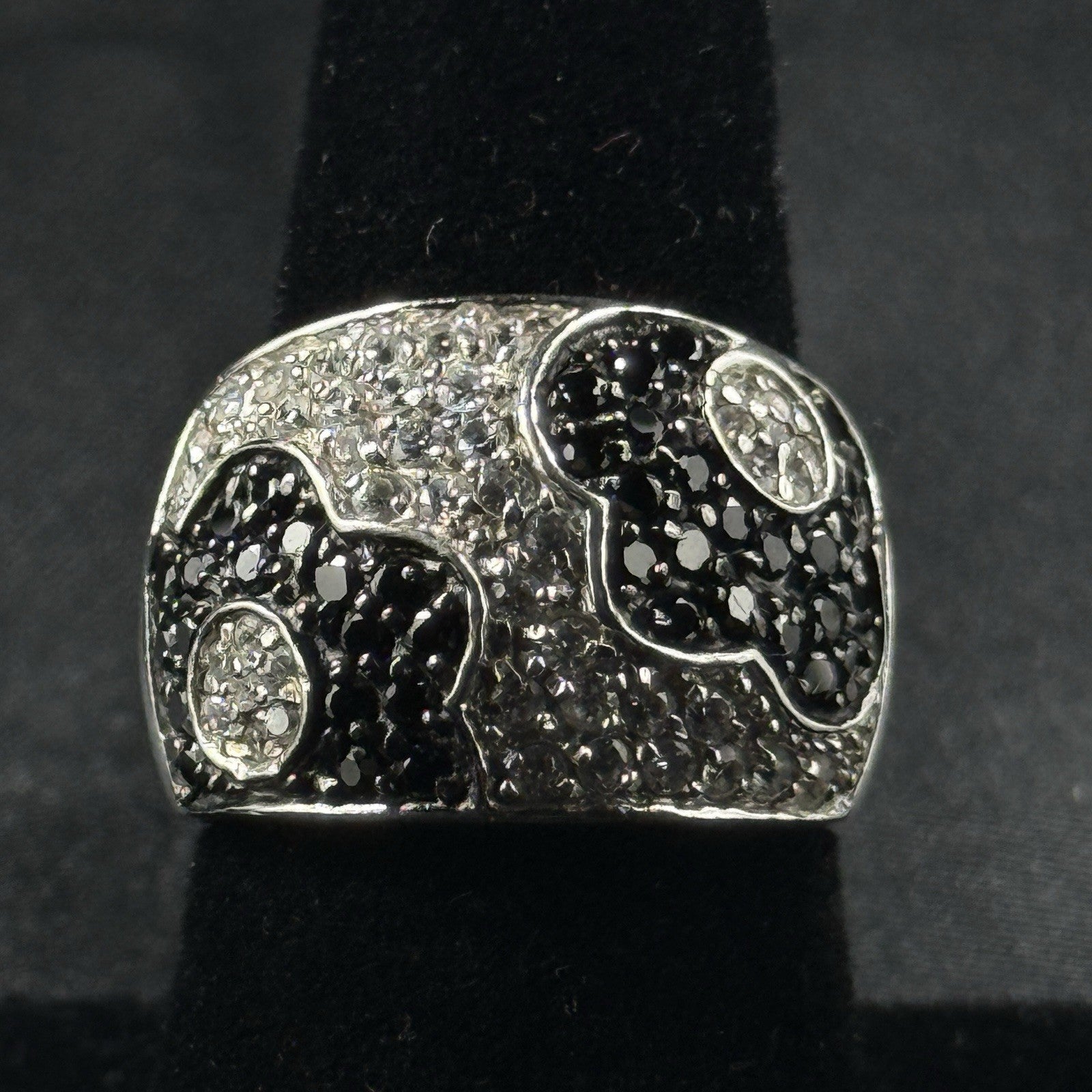 Estate Sterling Silver Ring Flower Cluster CZ White Black Size 7 925