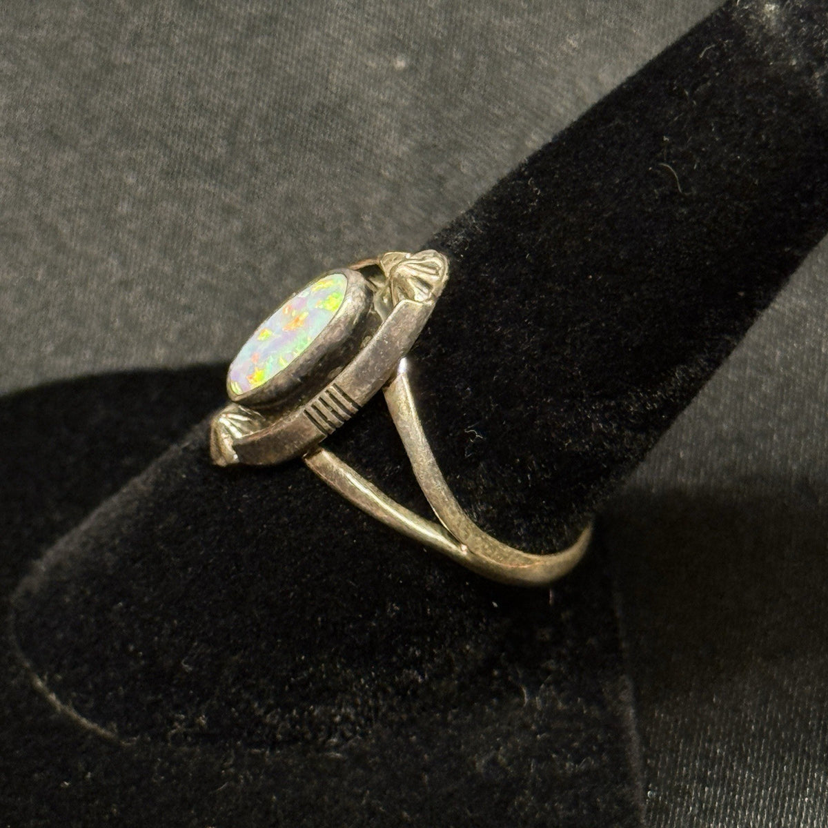 Native Running Bear Sterling Silver Ring White Fire Opal Signed RB Size 7.5