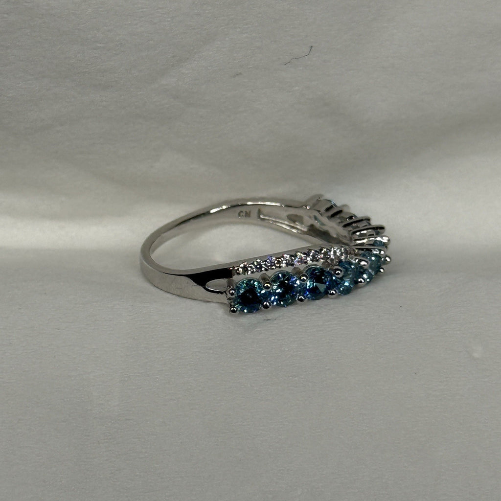 Sterling Silver Estate Ring 925 Size 7.75 Blue CZ Infinity Weave