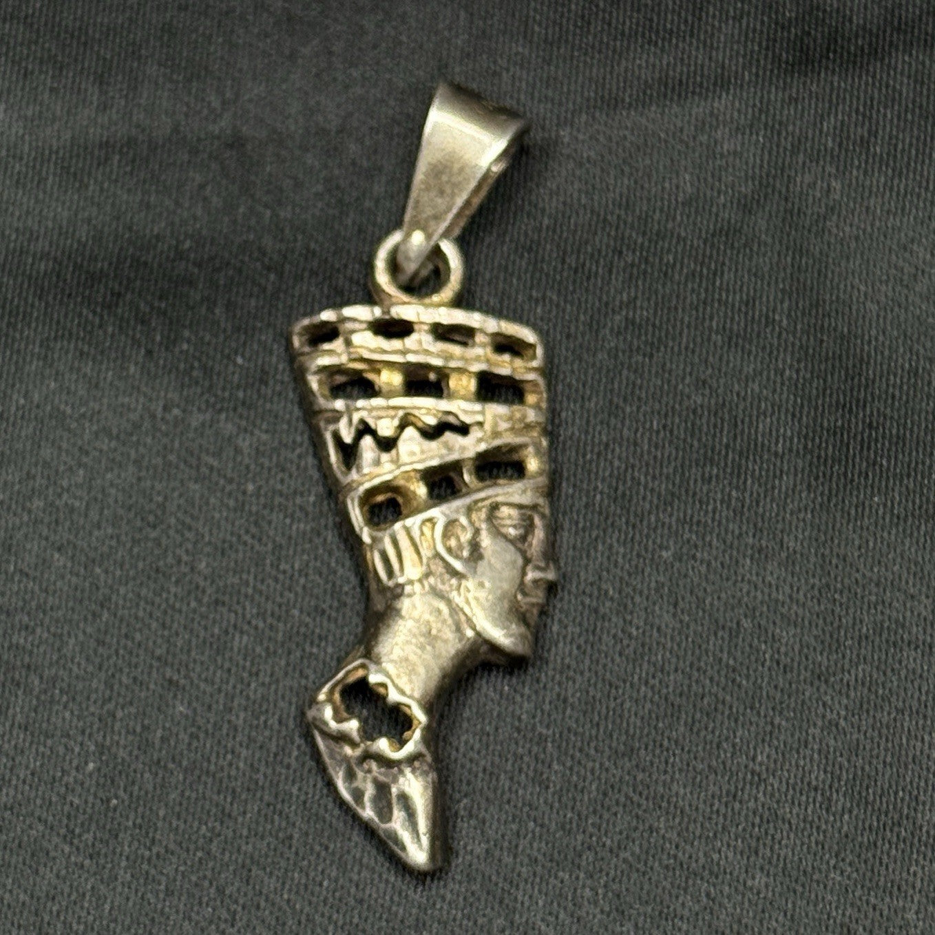 Estate 925 Sterling Silver Nefertiti Egyptian Pendant Mexico