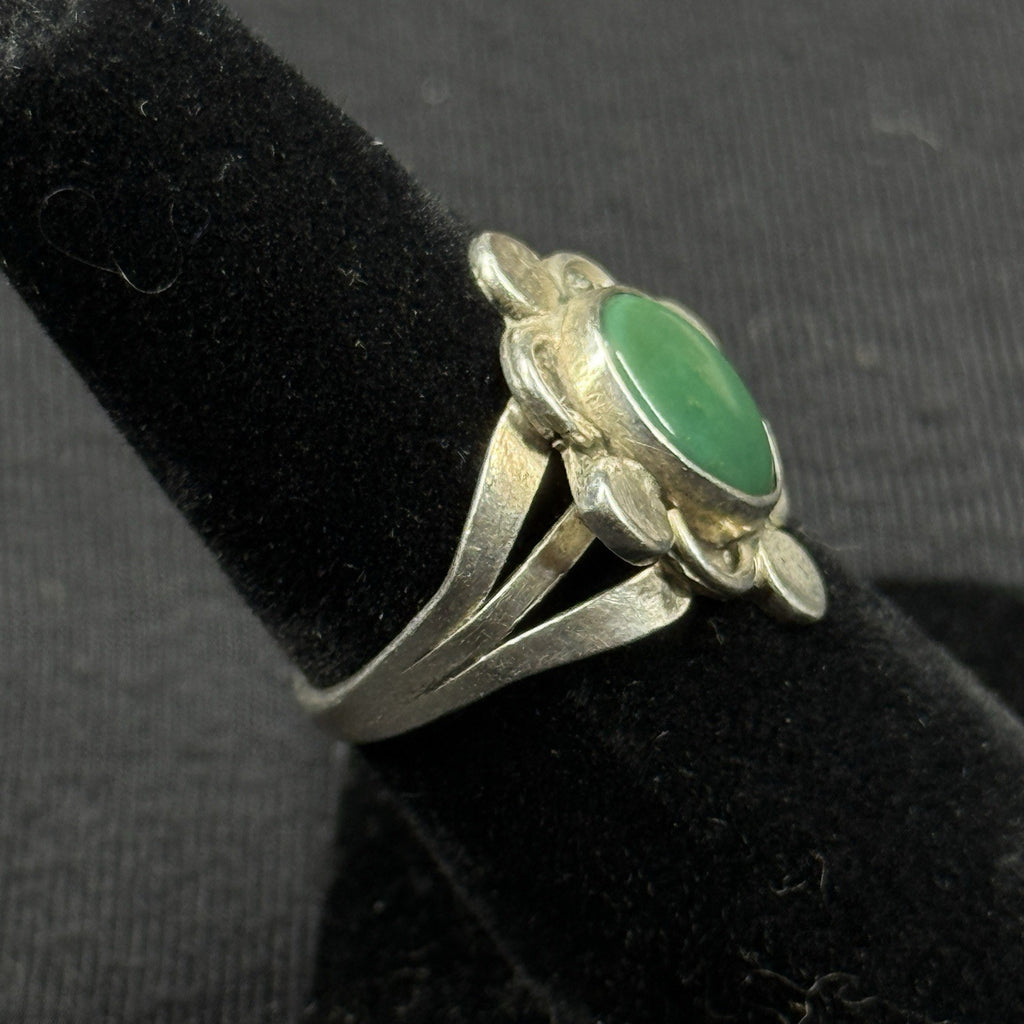 Navajo Native Green Turquoise Sterling Silver Ring Size 6 925