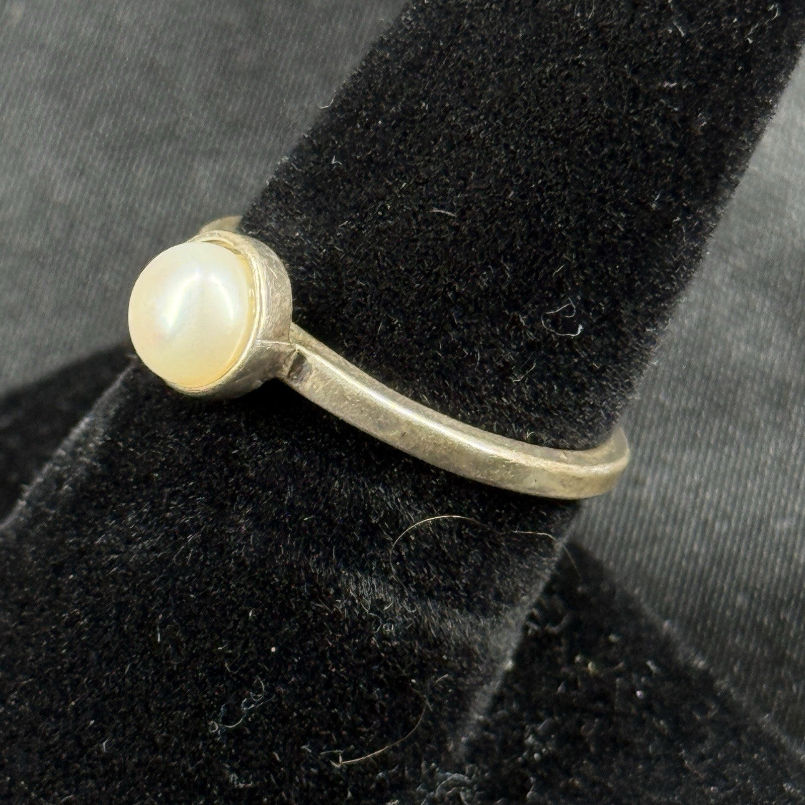 Estate Sterling Silver Ring Pearl  Band Size 6.5 925